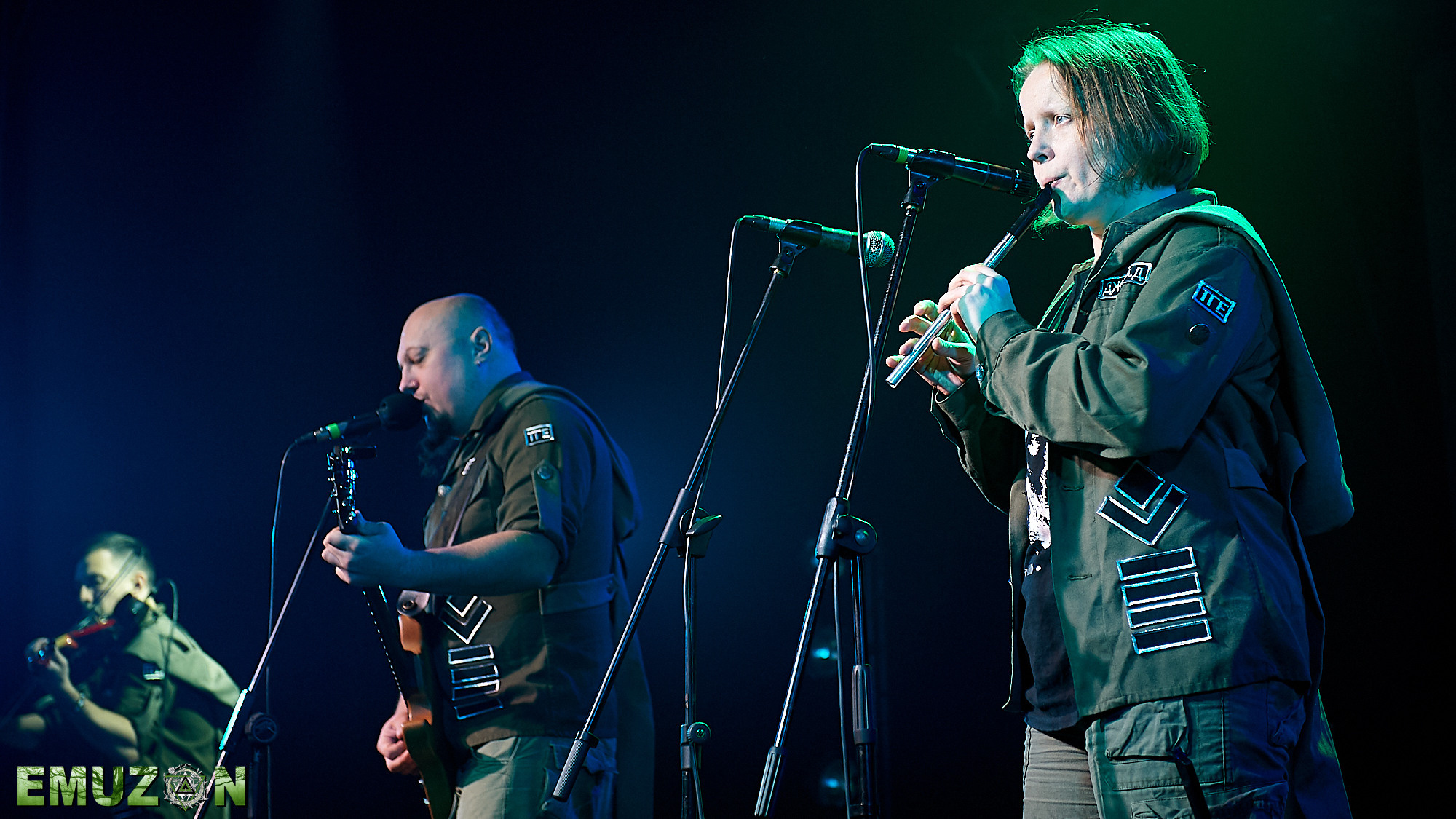 Тролль гнет ель. Фотографии отовсюду и обо всем