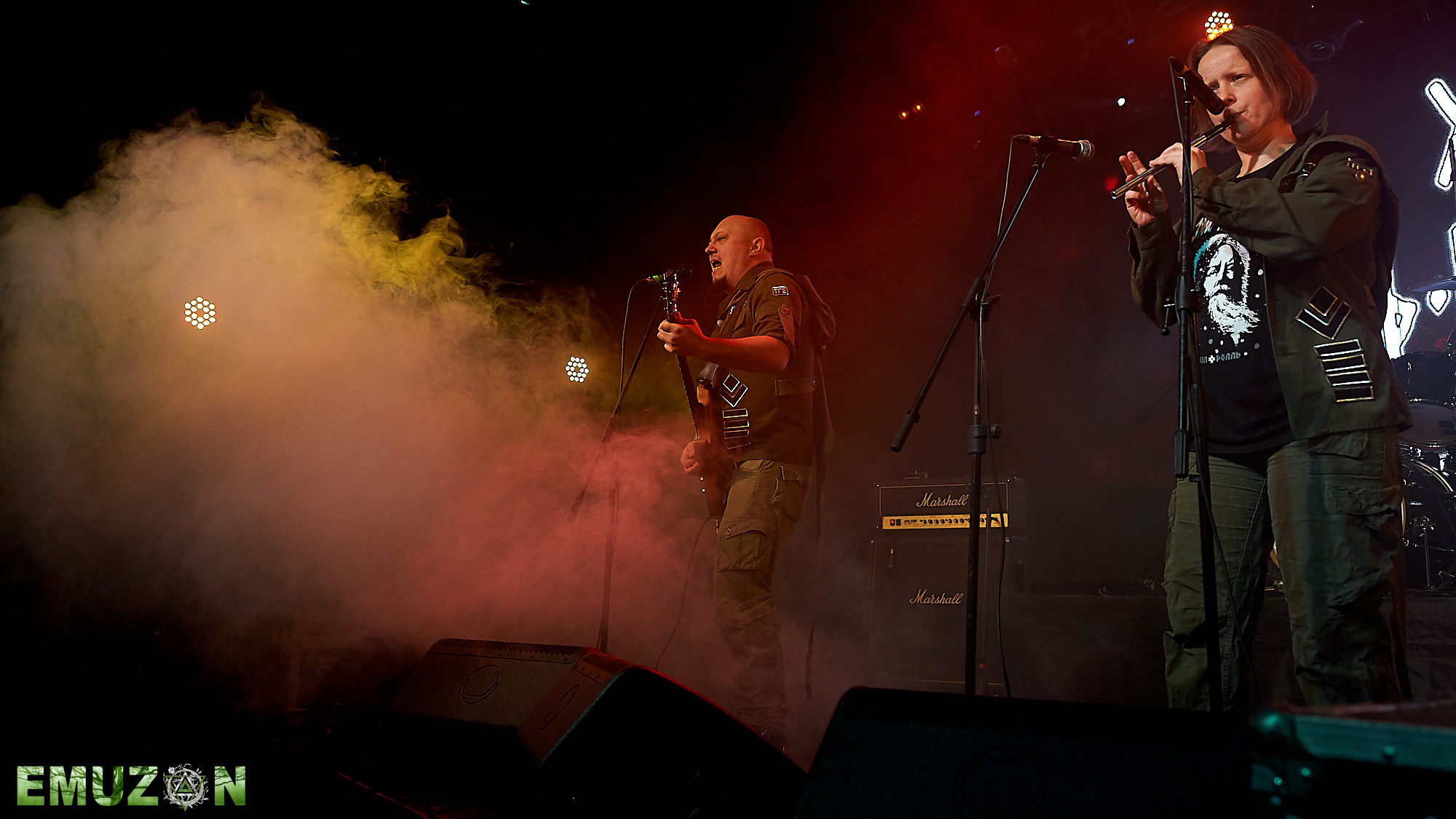 Тролль гнет ель. Фотографии отовсюду и обо всем