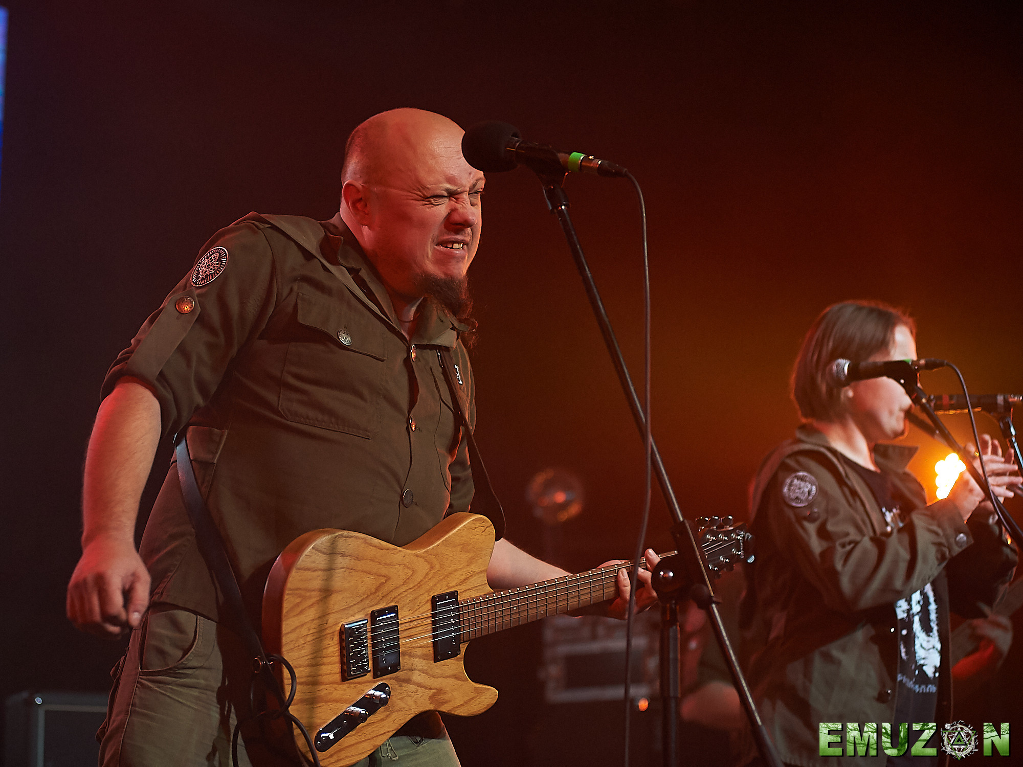 Тролль гнет ель. Фотографии отовсюду и обо всем