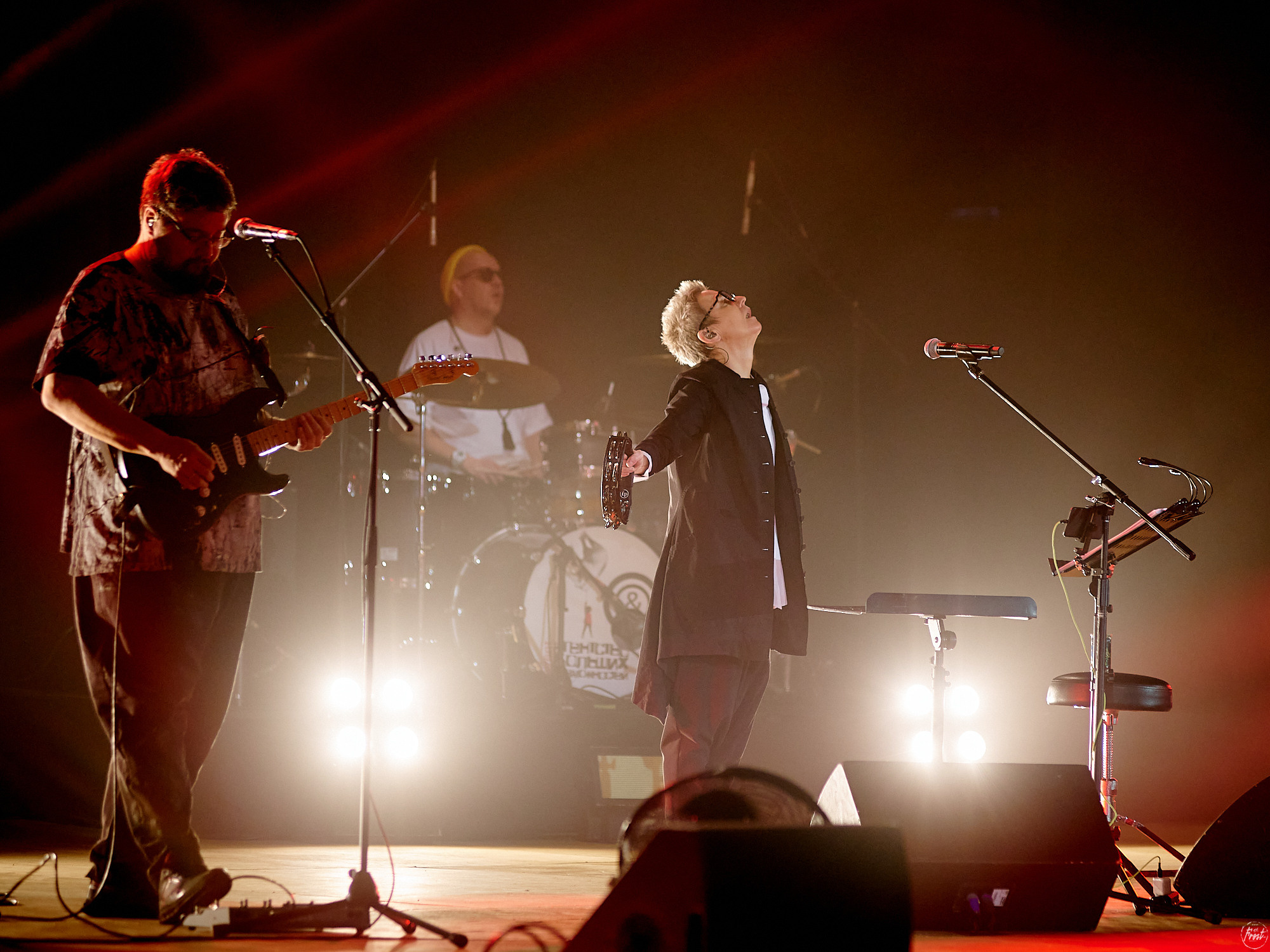 Сурганова и оркестр. Фотографии отовсюду и обо всем