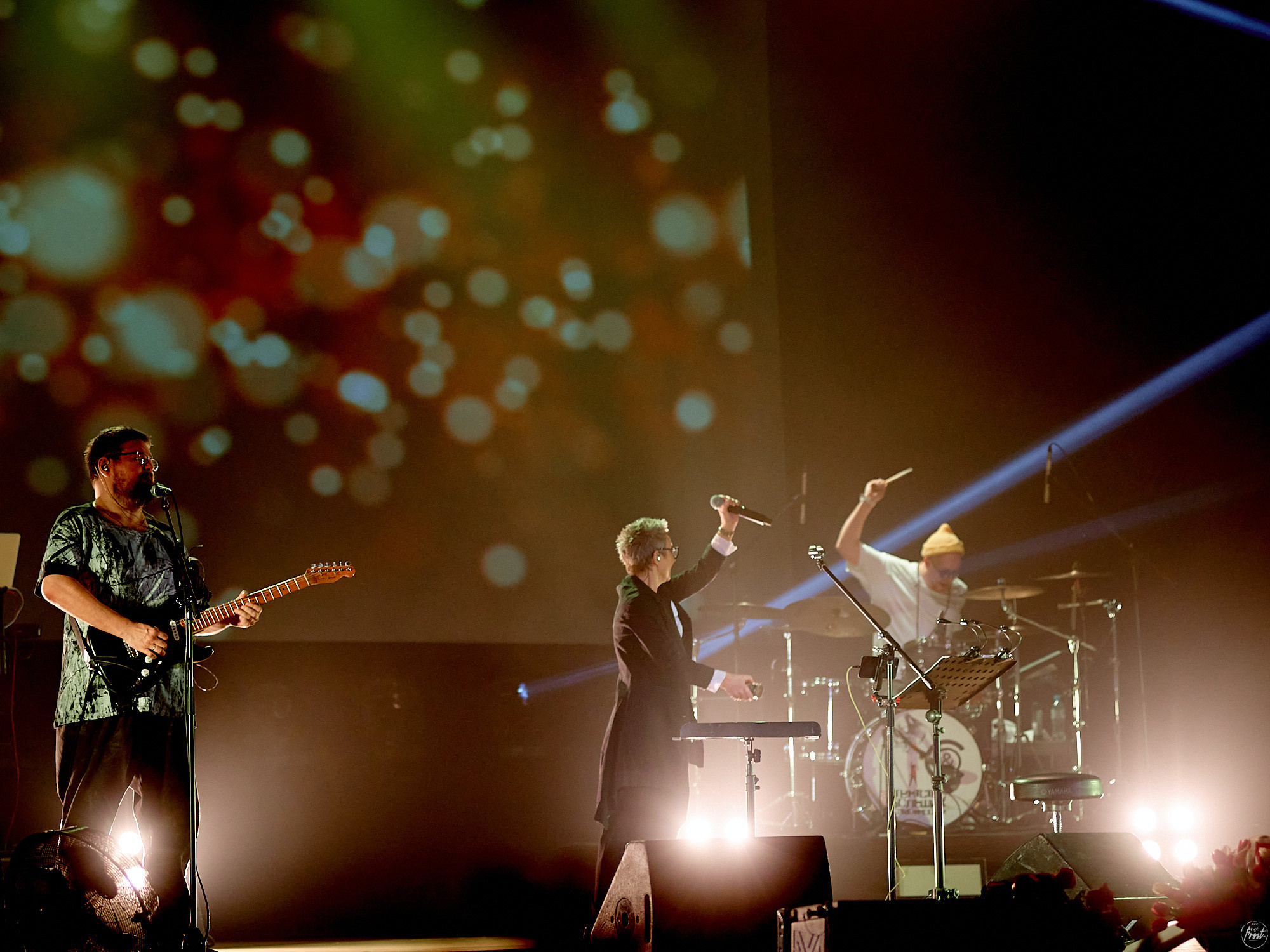 Сурганова и оркестр. Фотографии отовсюду и обо всем