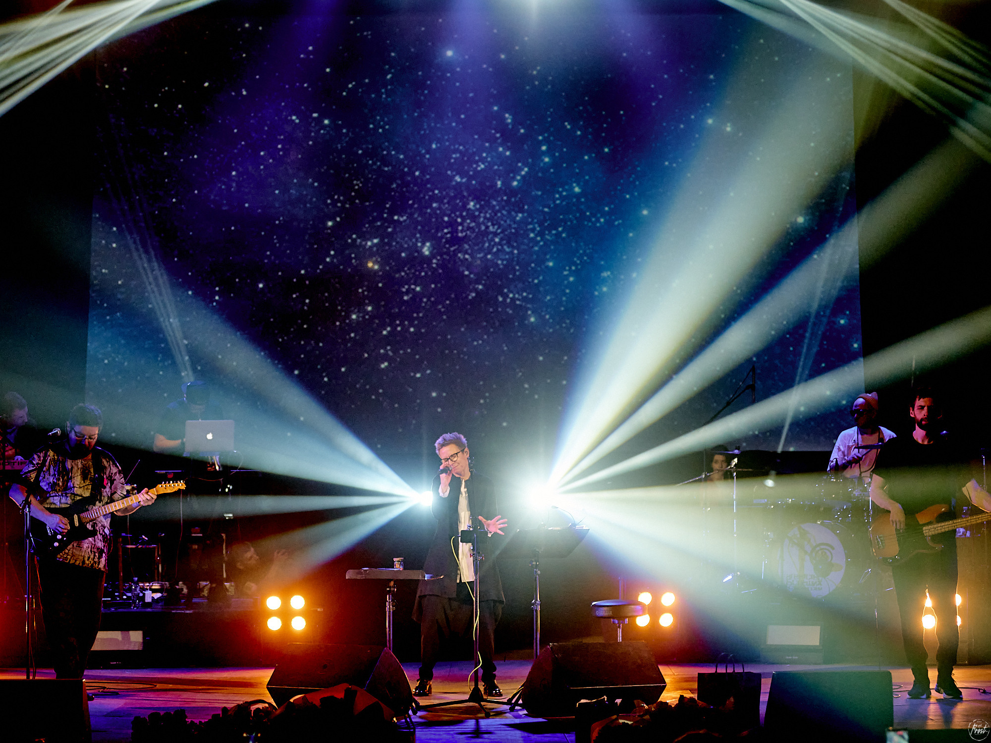 Сурганова и оркестр. Фотографии отовсюду и обо всем