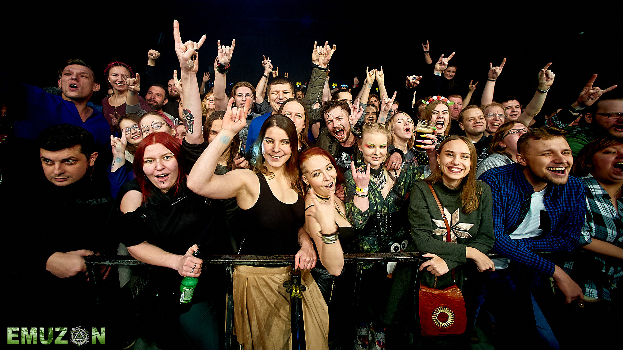 Тролль гнет ель. Фотографии отовсюду и обо всем