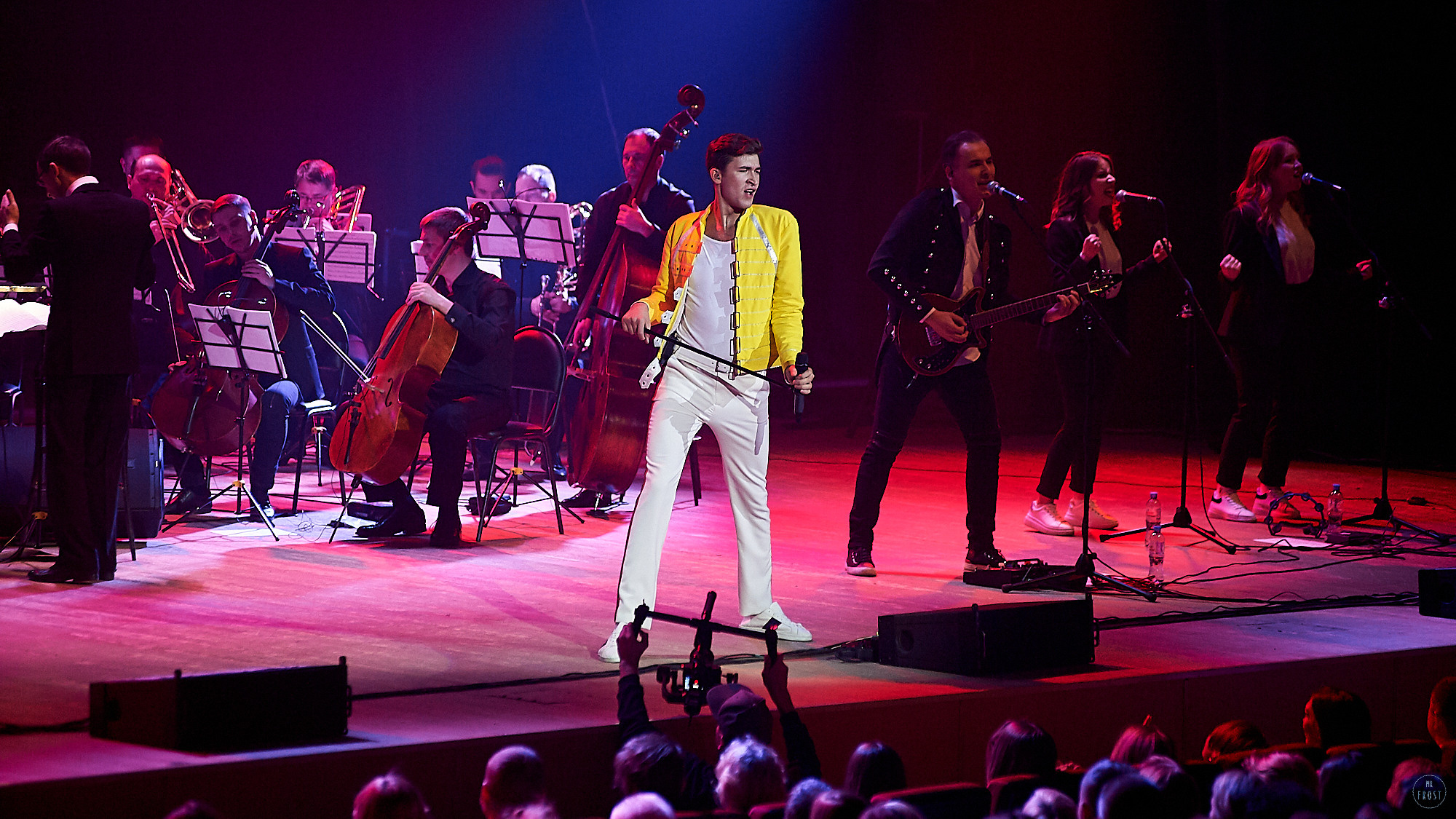 Radio Queen. Фотографии отовсюду и обо всем