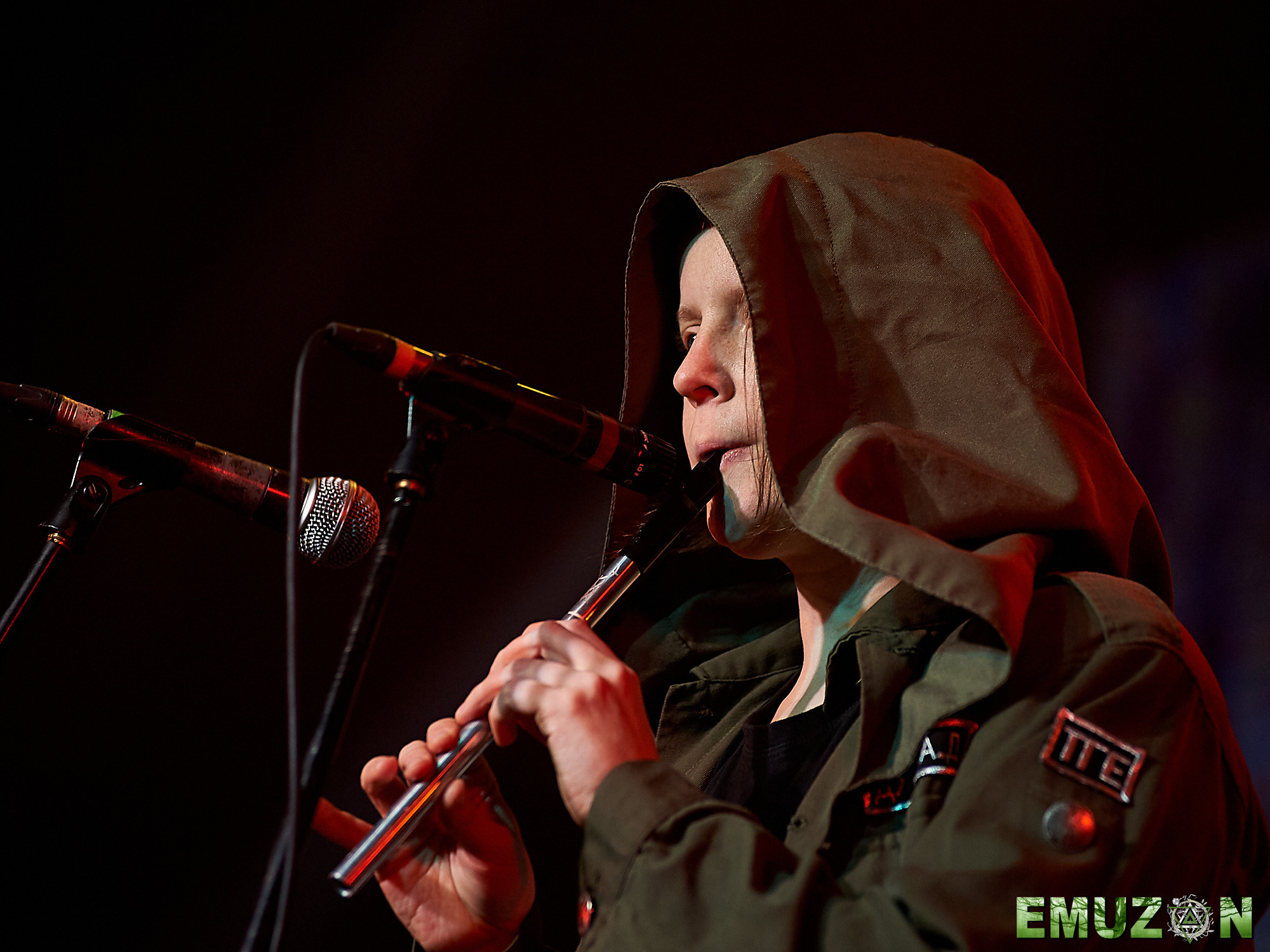 Тролль гнет ель. Фотографии отовсюду и обо всем