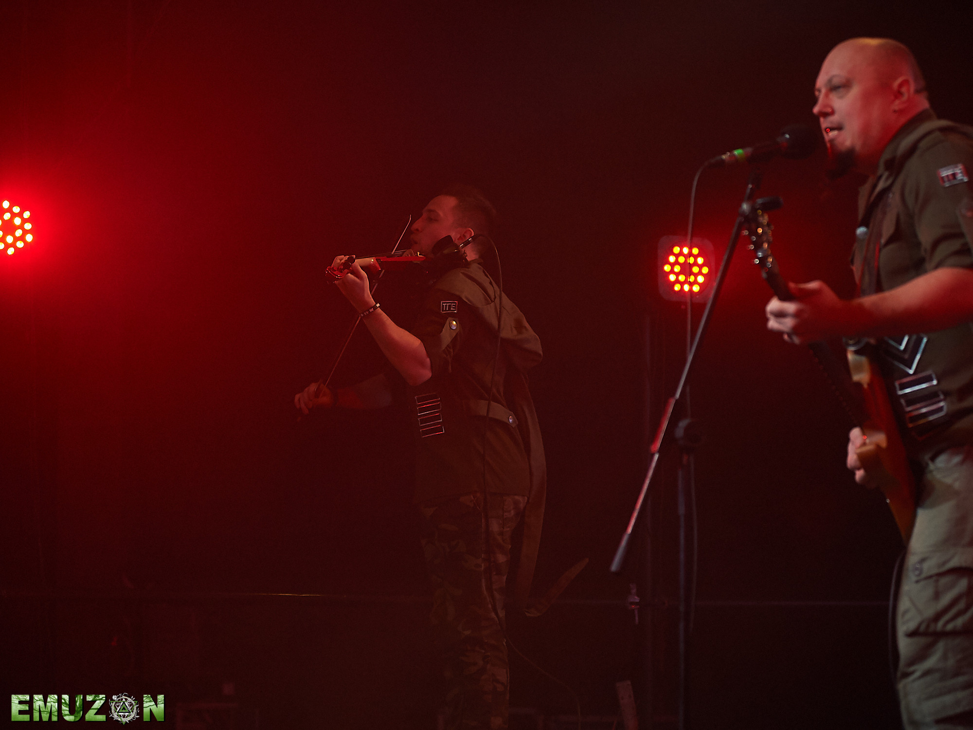 Тролль гнет ель. Фотографии отовсюду и обо всем