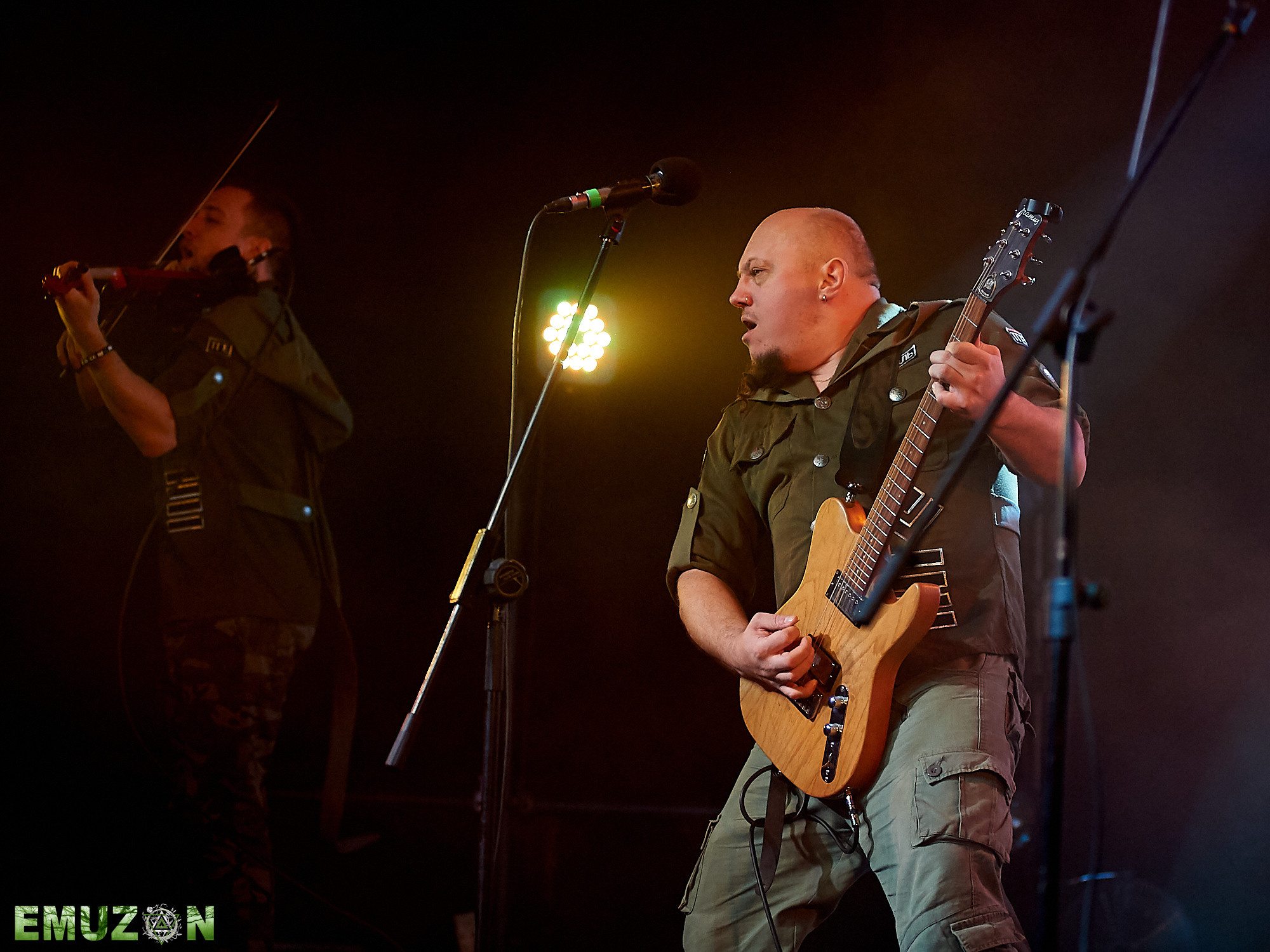 Тролль гнет ель. Фотографии отовсюду и обо всем