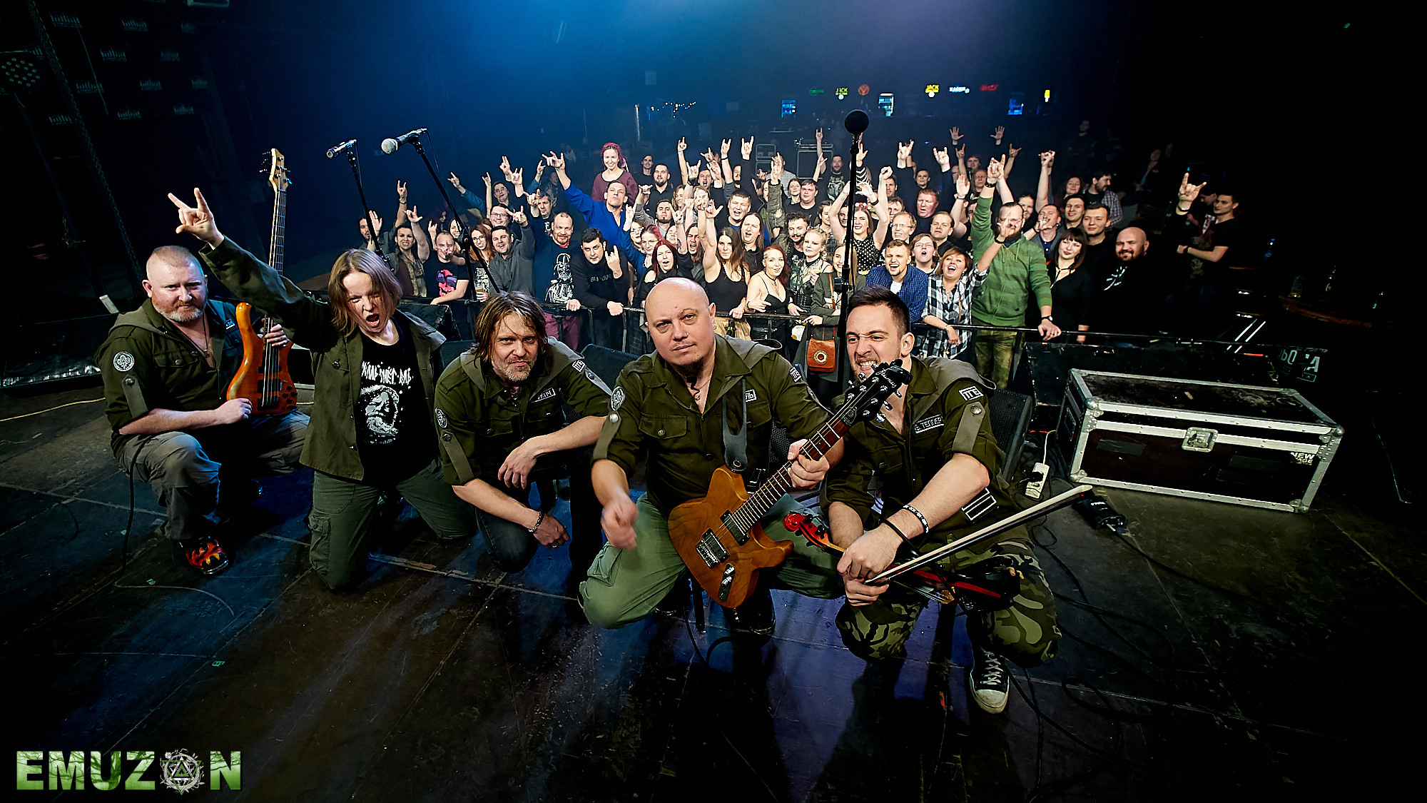 Тролль гнет ель. Фотографии отовсюду и обо всем