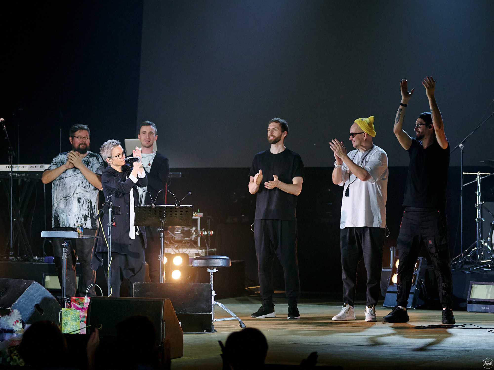 Сурганова и оркестр. Фотографии отовсюду и обо всем