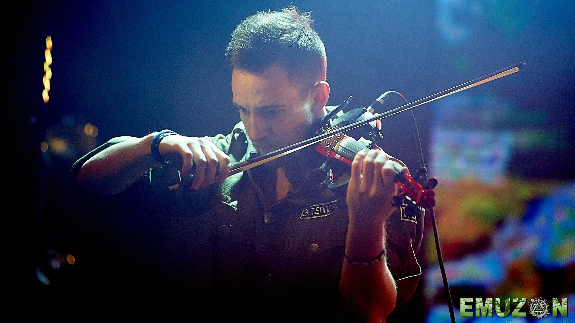 Тролль гнет ель. Фотографии отовсюду и обо всем