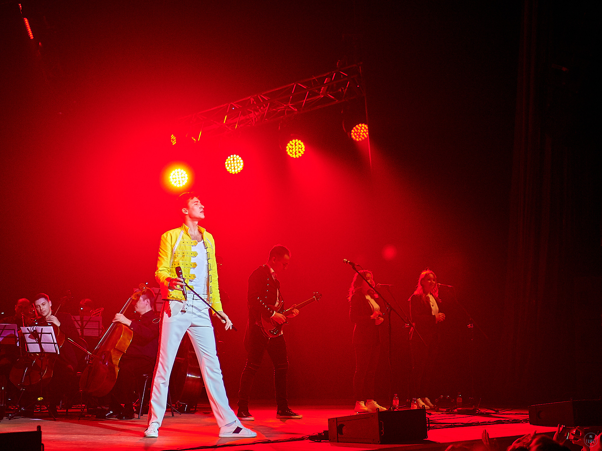 Radio Queen. Фотографии отовсюду и обо всем