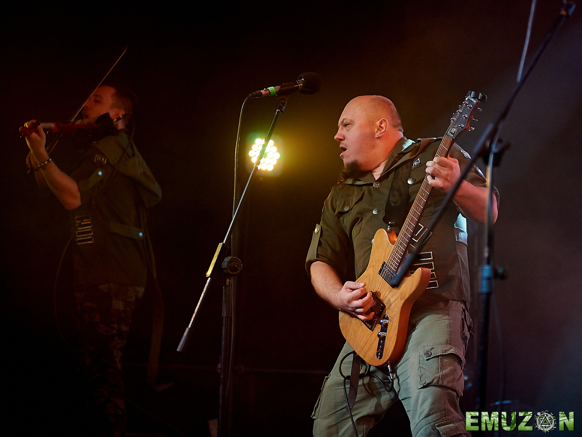 Тролль гнет ель. Фотографии отовсюду и обо всем