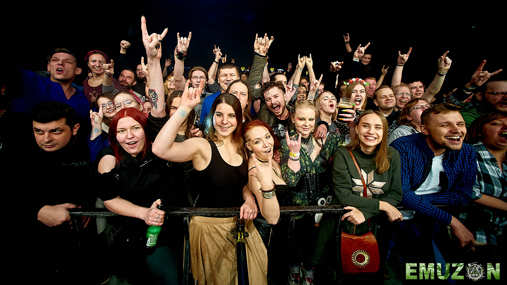 Тролль гнет ель. Фотографии отовсюду и обо всем