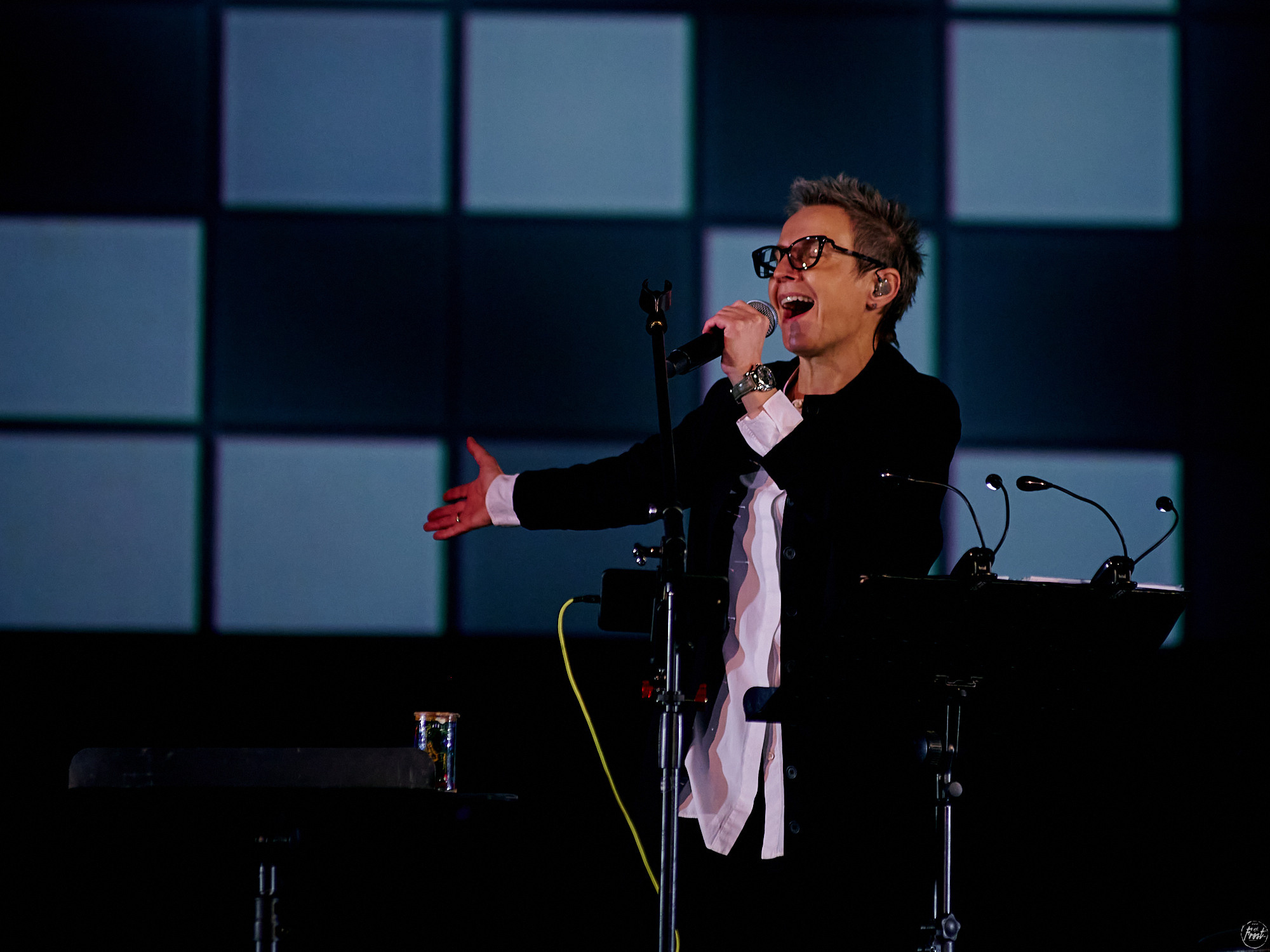 Сурганова и оркестр. Фотографии отовсюду и обо всем