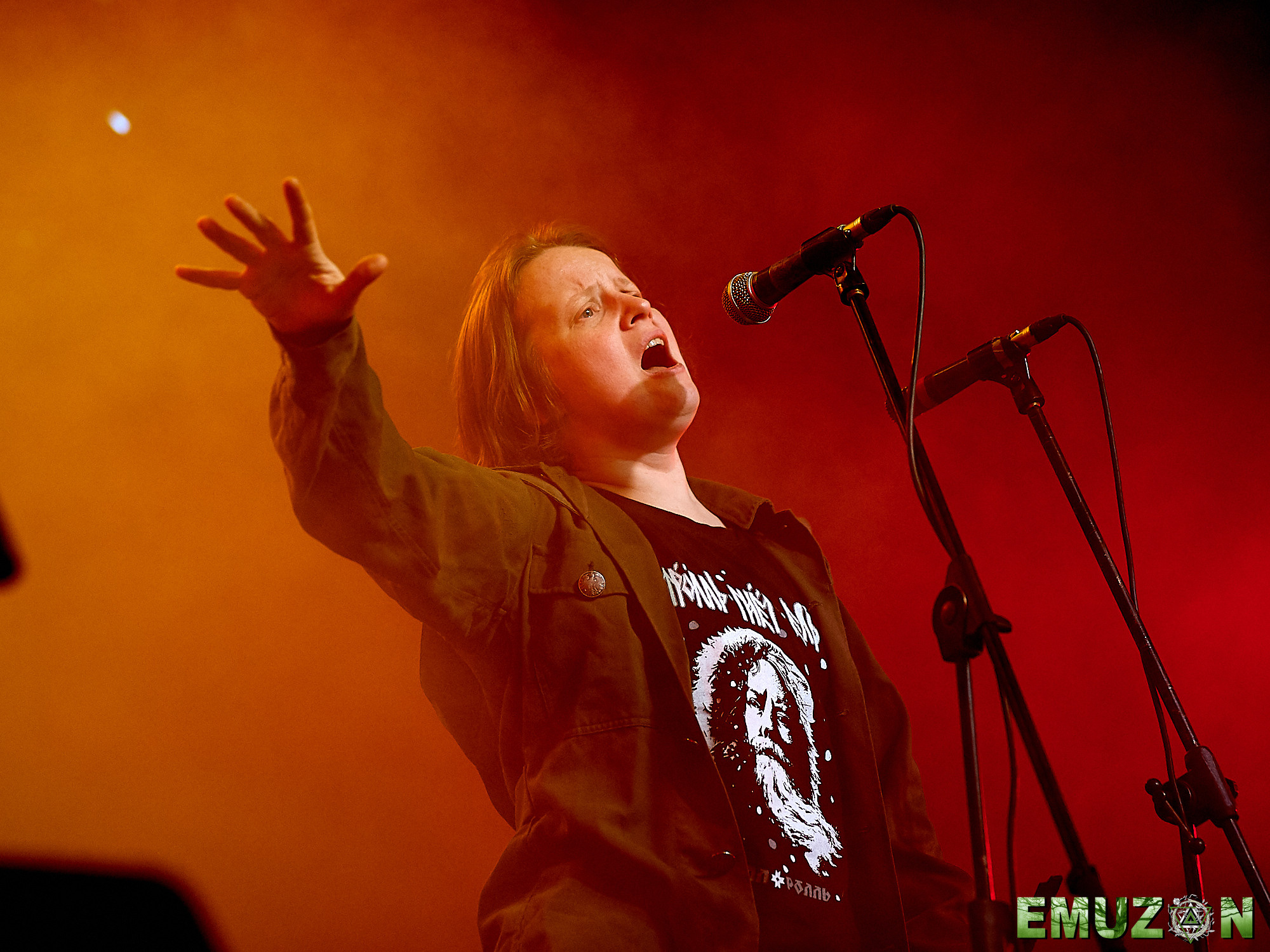 Тролль гнет ель. Фотографии отовсюду и обо всем