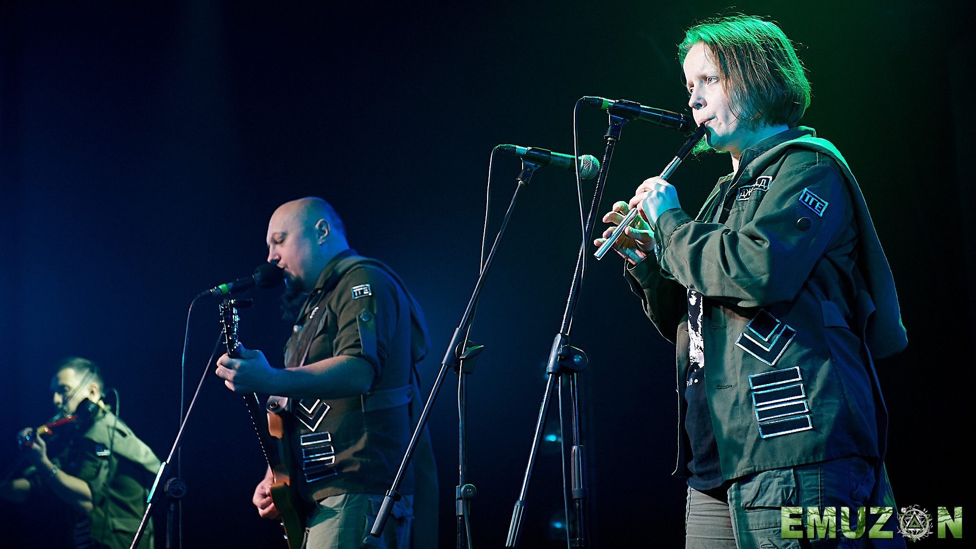 Тролль гнет ель. Фотографии отовсюду и обо всем