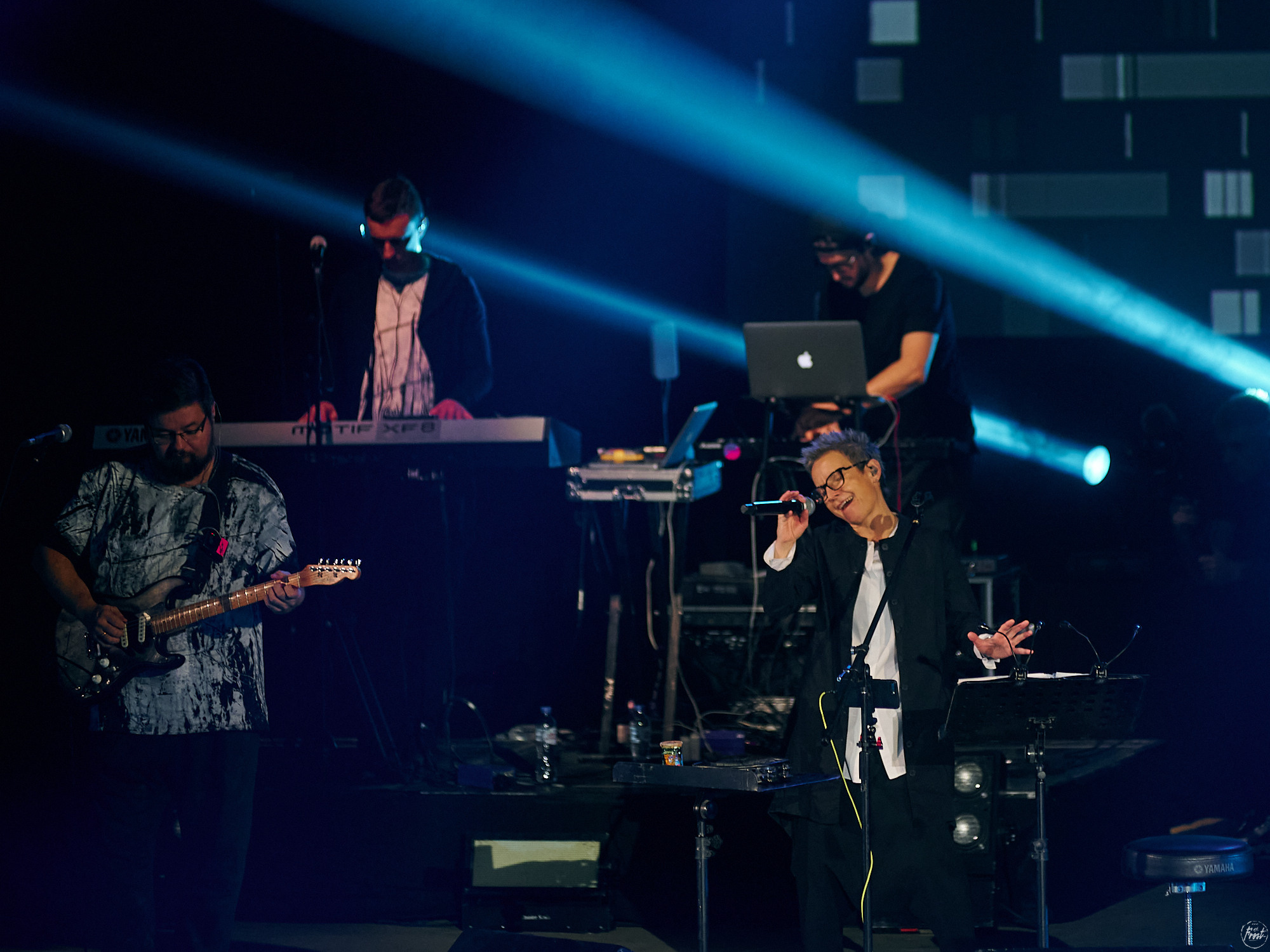 Сурганова и оркестр. Фотографии отовсюду и обо всем