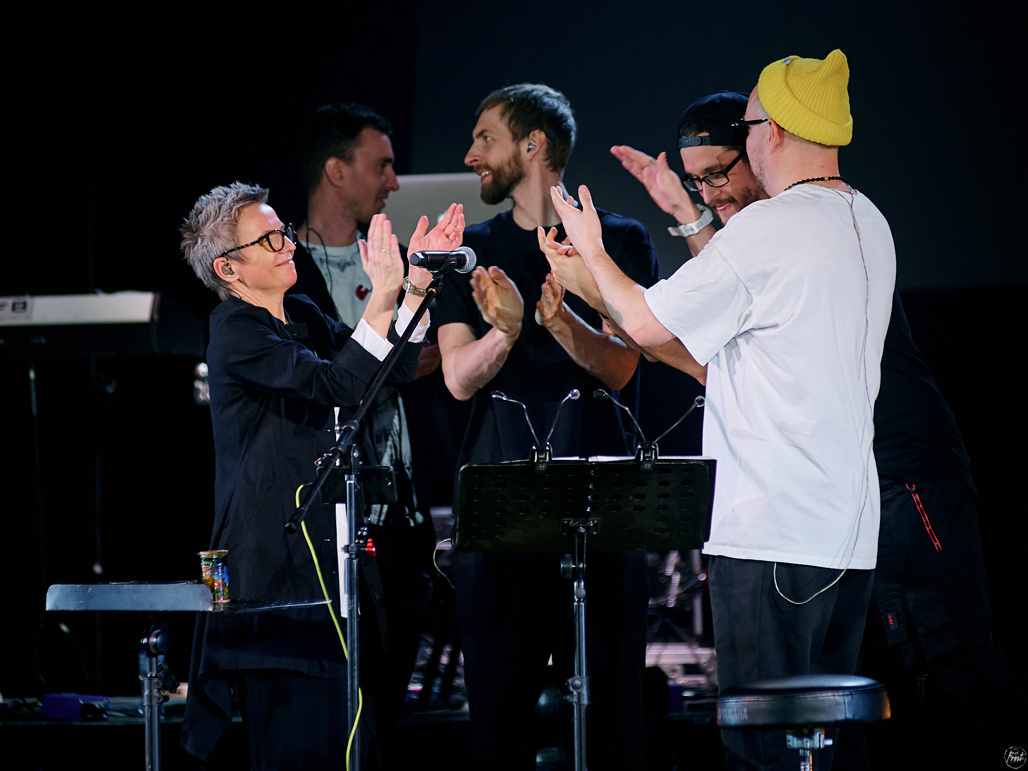 Сурганова и оркестр. Фотографии отовсюду и обо всем