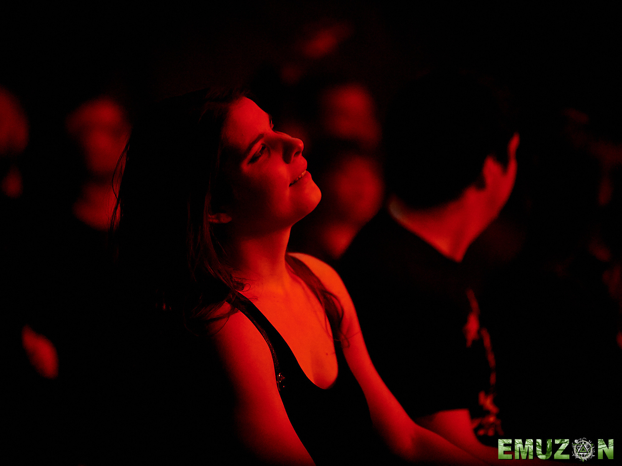 Тролль гнет ель. Фотографии отовсюду и обо всем