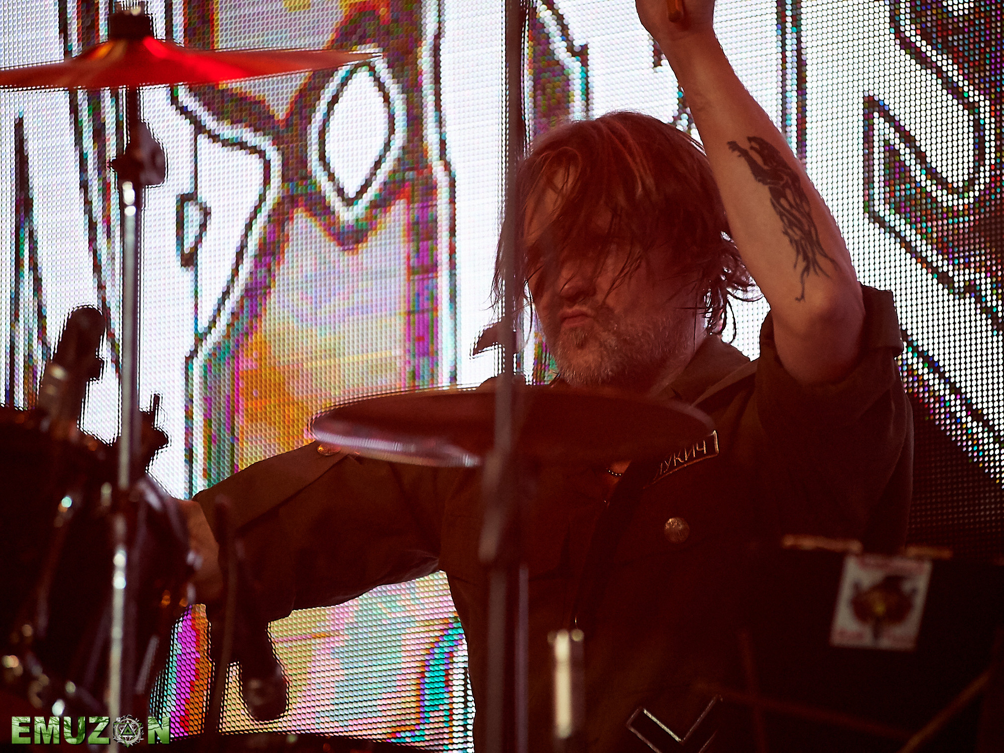 Тролль гнет ель. Фотографии отовсюду и обо всем