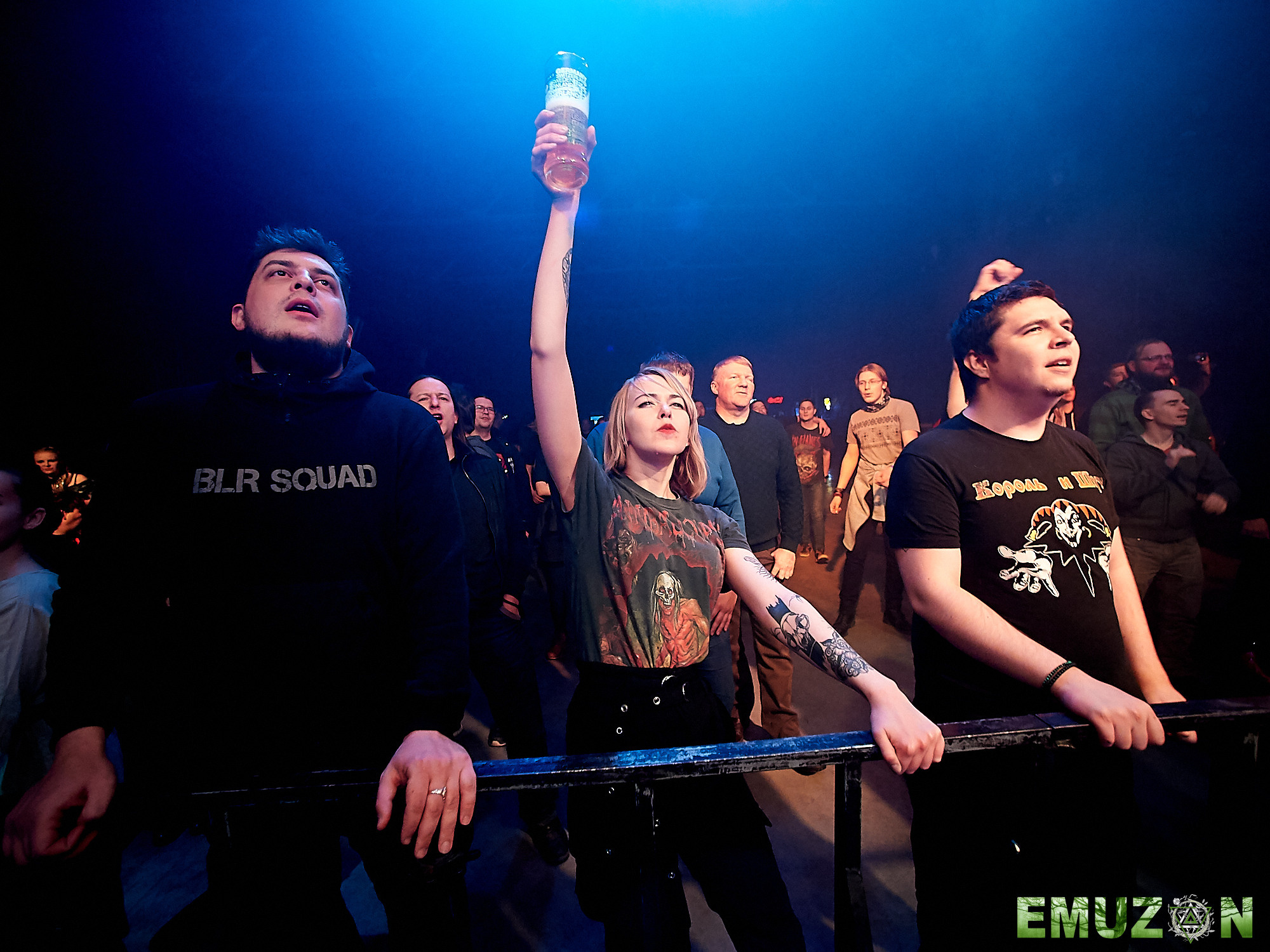 Тролль гнет ель. Фотографии отовсюду и обо всем