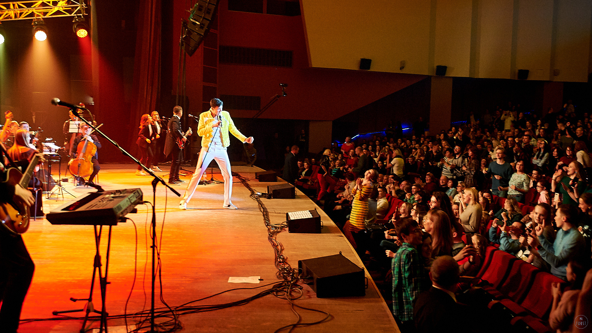 Radio Queen. Фотографии отовсюду и обо всем