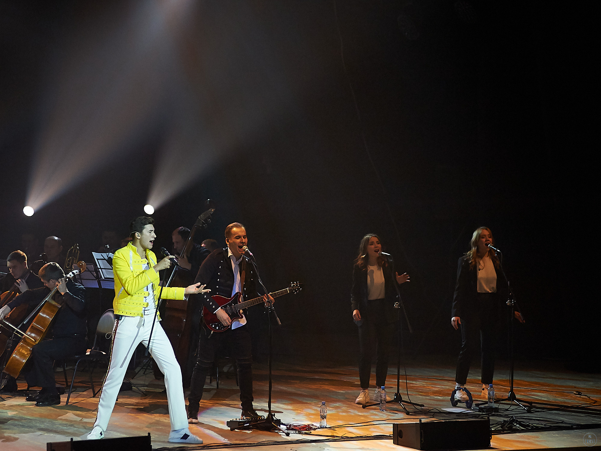 Radio Queen. Фотографии отовсюду и обо всем