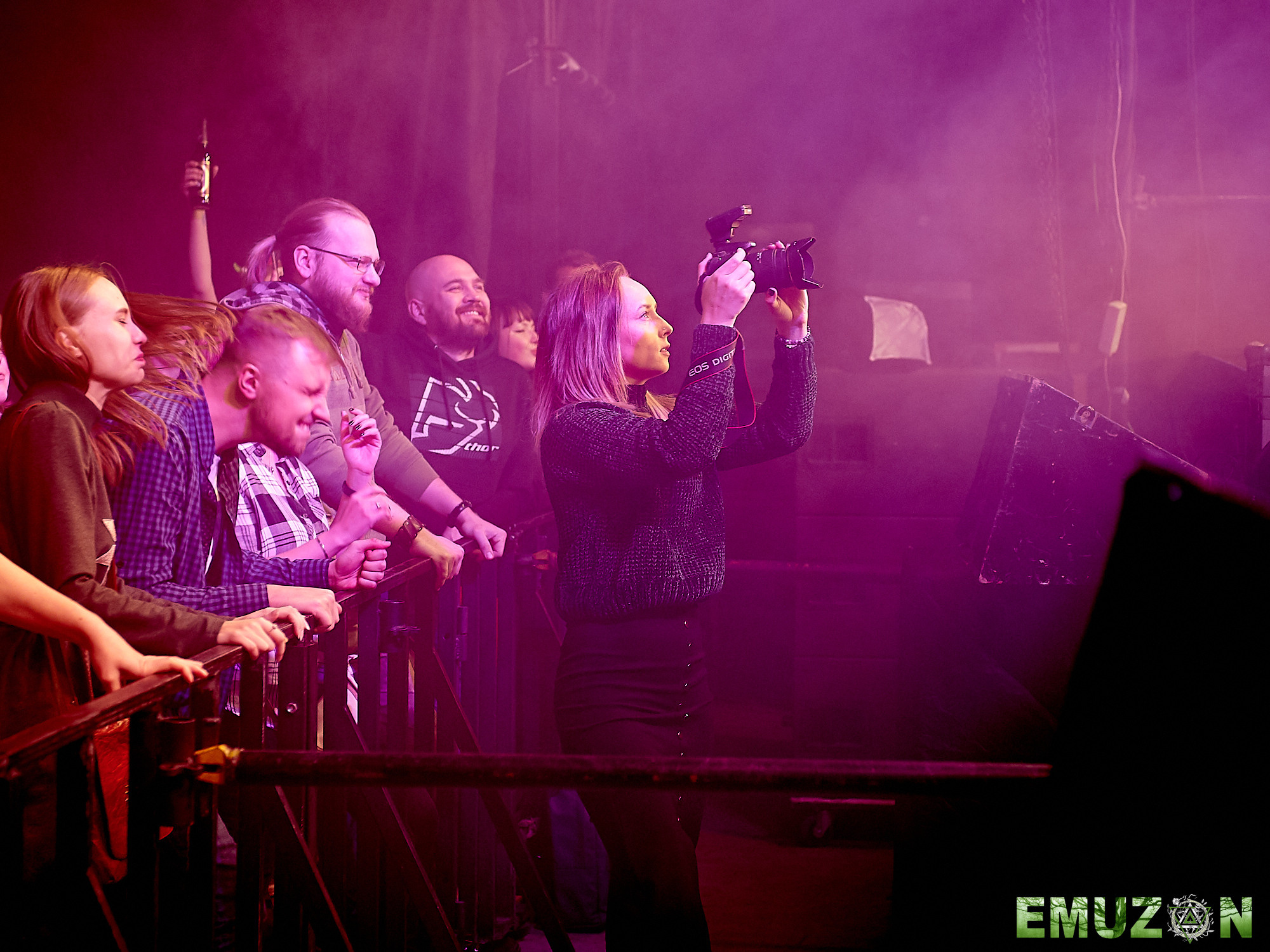 Тролль гнет ель. Фотографии отовсюду и обо всем