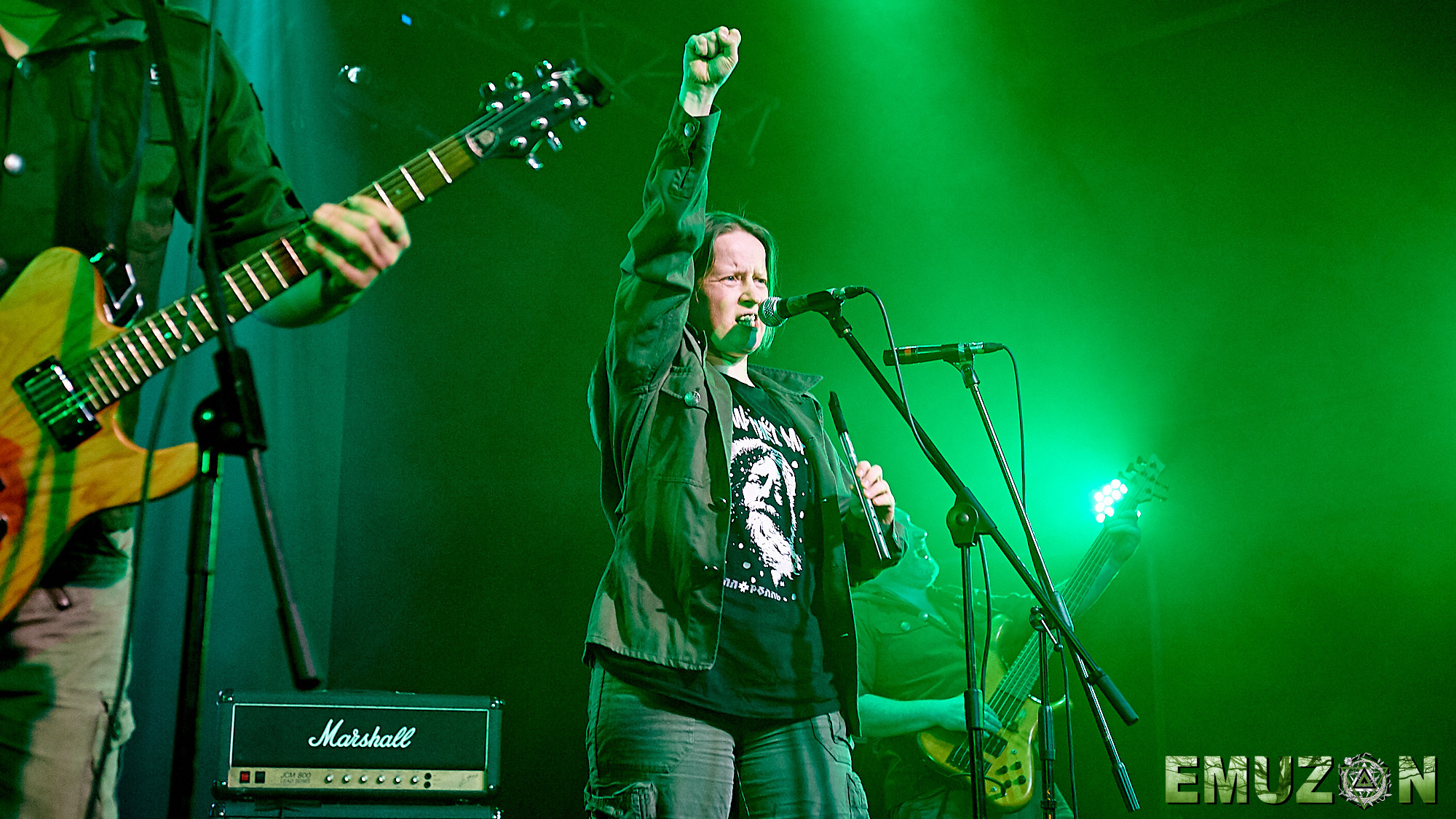 Тролль гнет ель. Фотографии отовсюду и обо всем