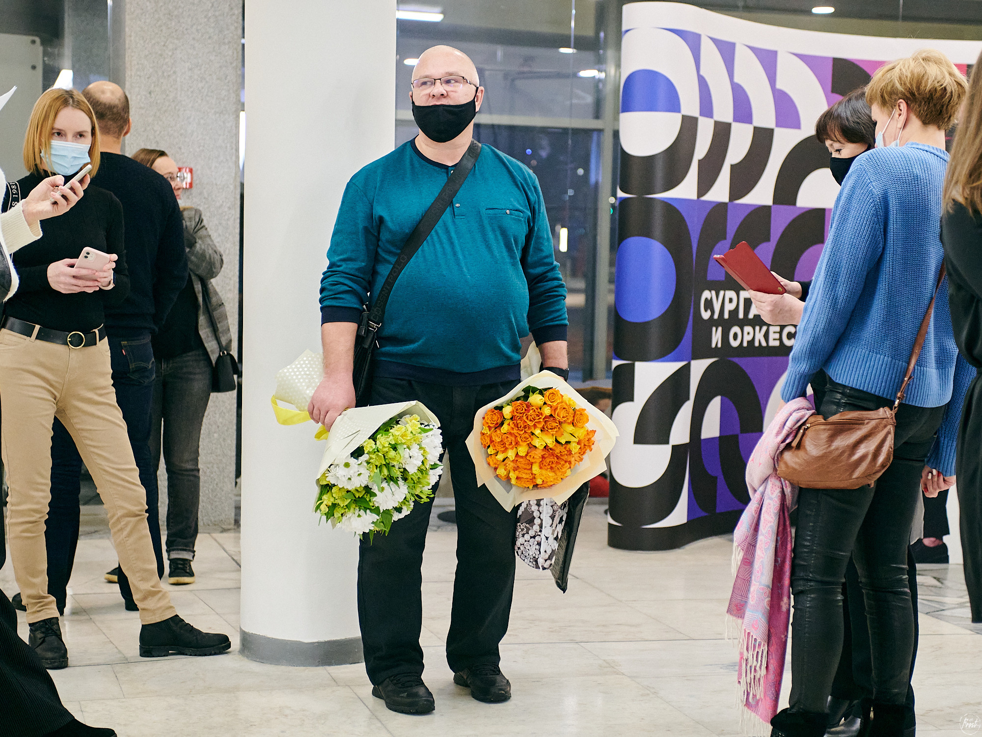 Сурганова и оркестр. Фотографии отовсюду и обо всем