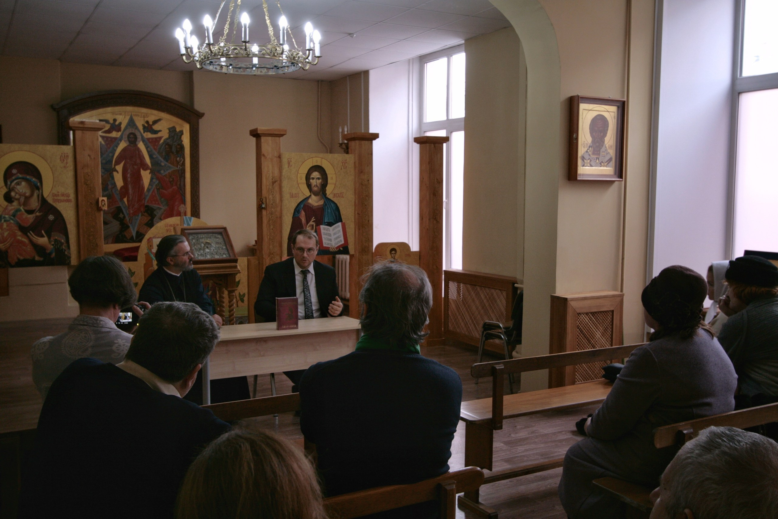 Презентация книги. Портретный и репортажный фотограф Наталья Горобец