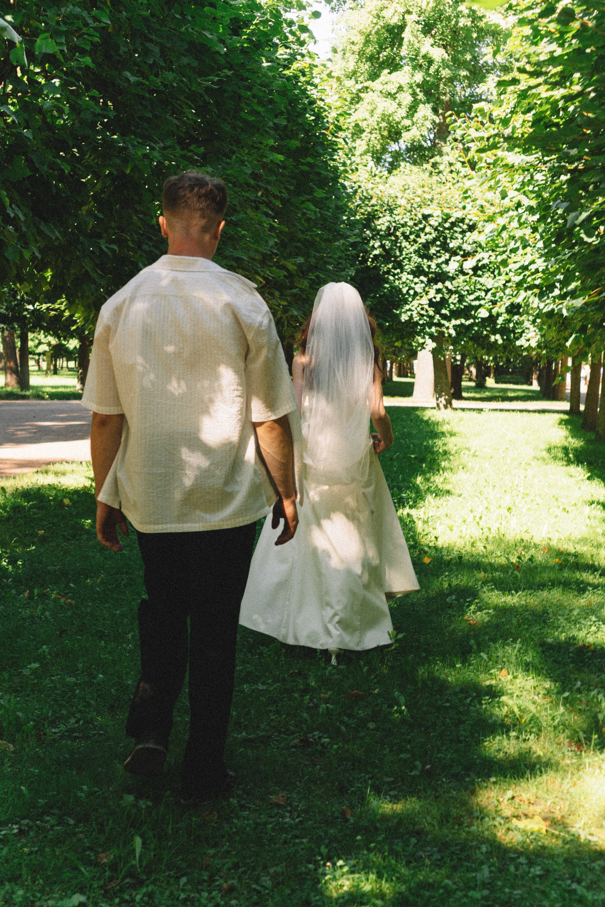 СВАДЕБНАЯ СЬЕМКА В ПЕТЕРГОФЕ И СЬЕМКА РЕПОРТАЖА В ЗАГСЕ ПЕТЕРГОФА. Профессиональный фотограф, Санкт-Петербург — Виктория Богомолова