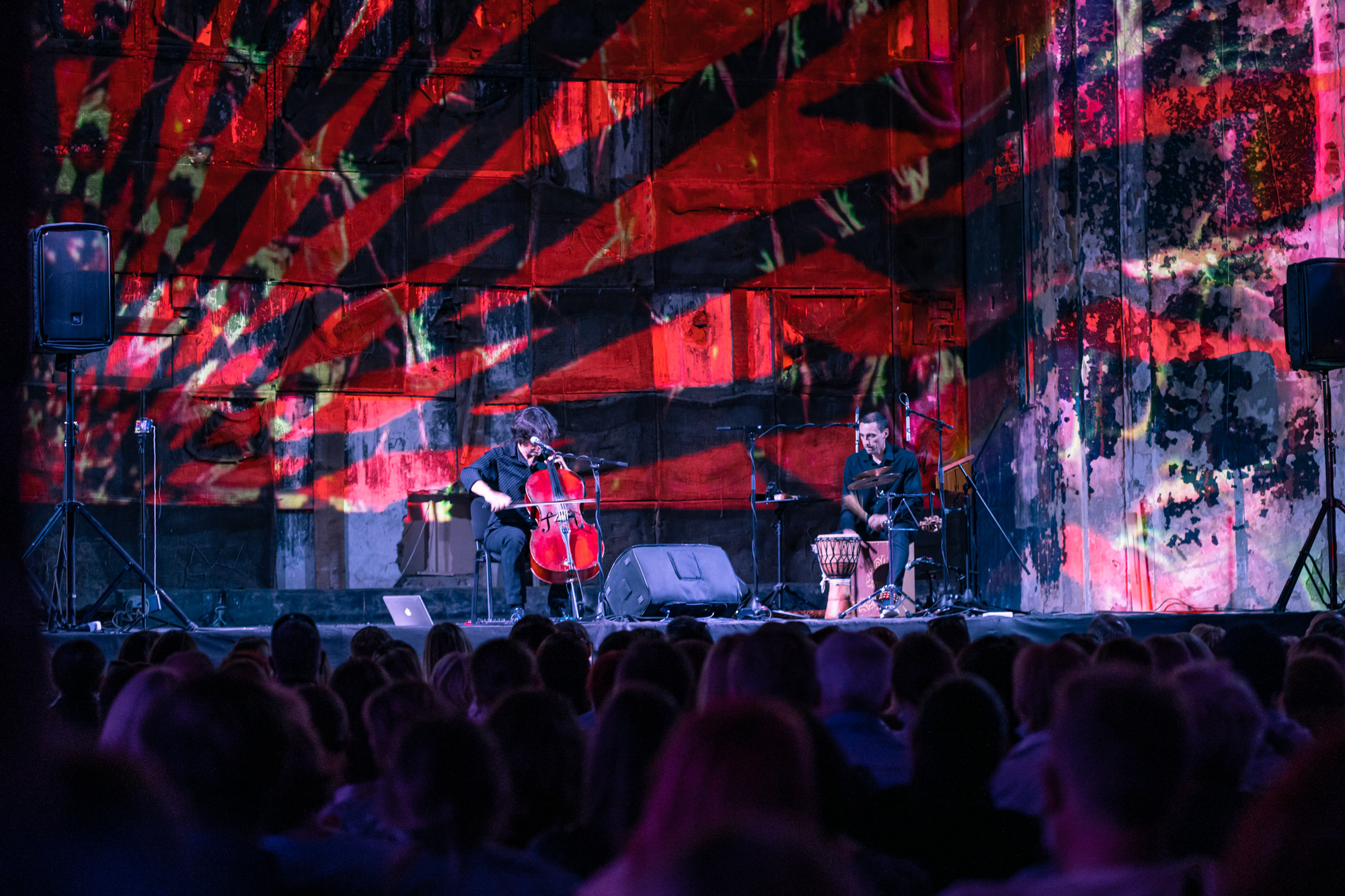 Ян Максин в Анненкирхе. Фотограф Анастасия Арланцева