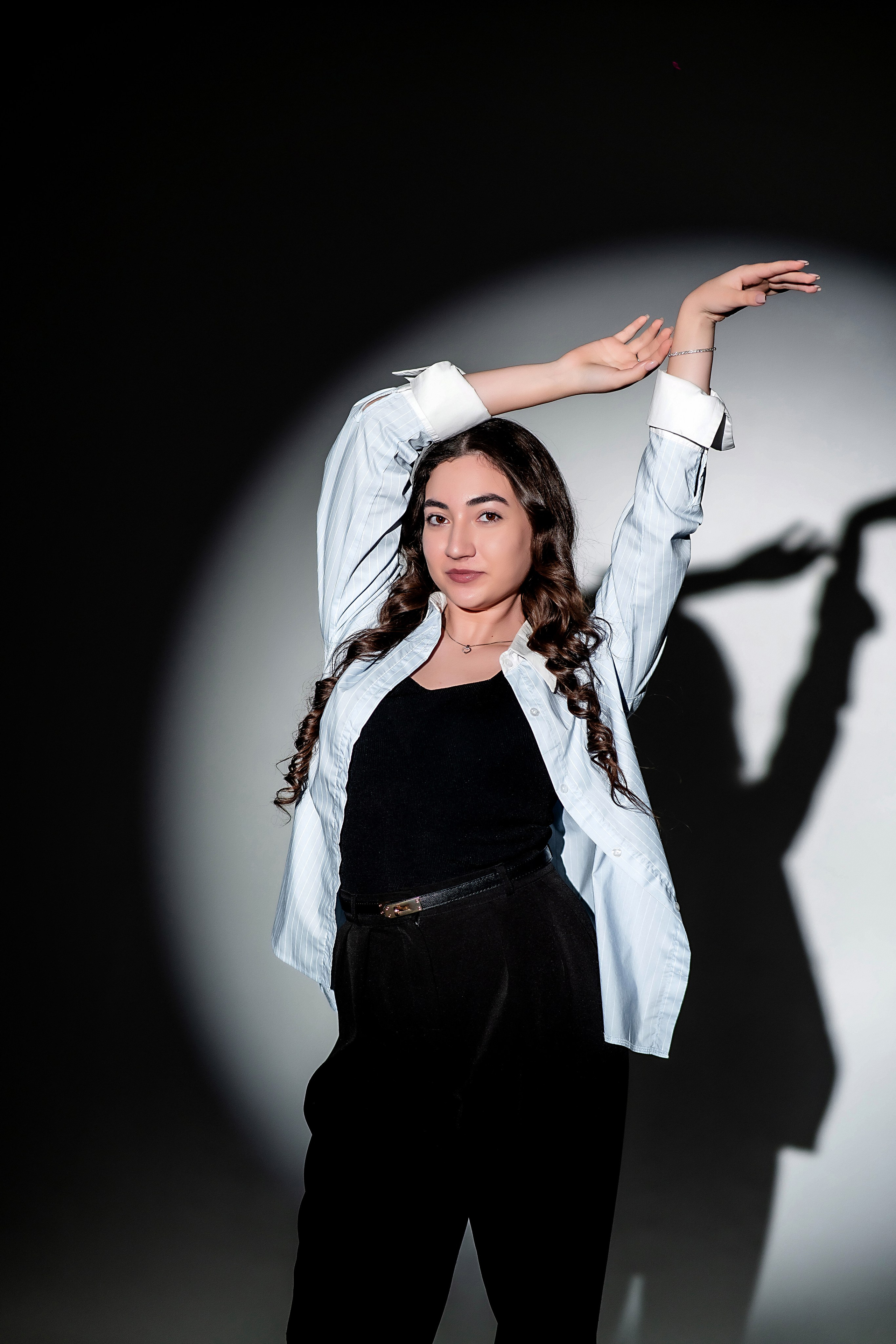 «Школьные годы» (до 120 страниц) для 1-4 и 5-9 классов. Современные Выпускные Альбомы в Ростове-на-Дону