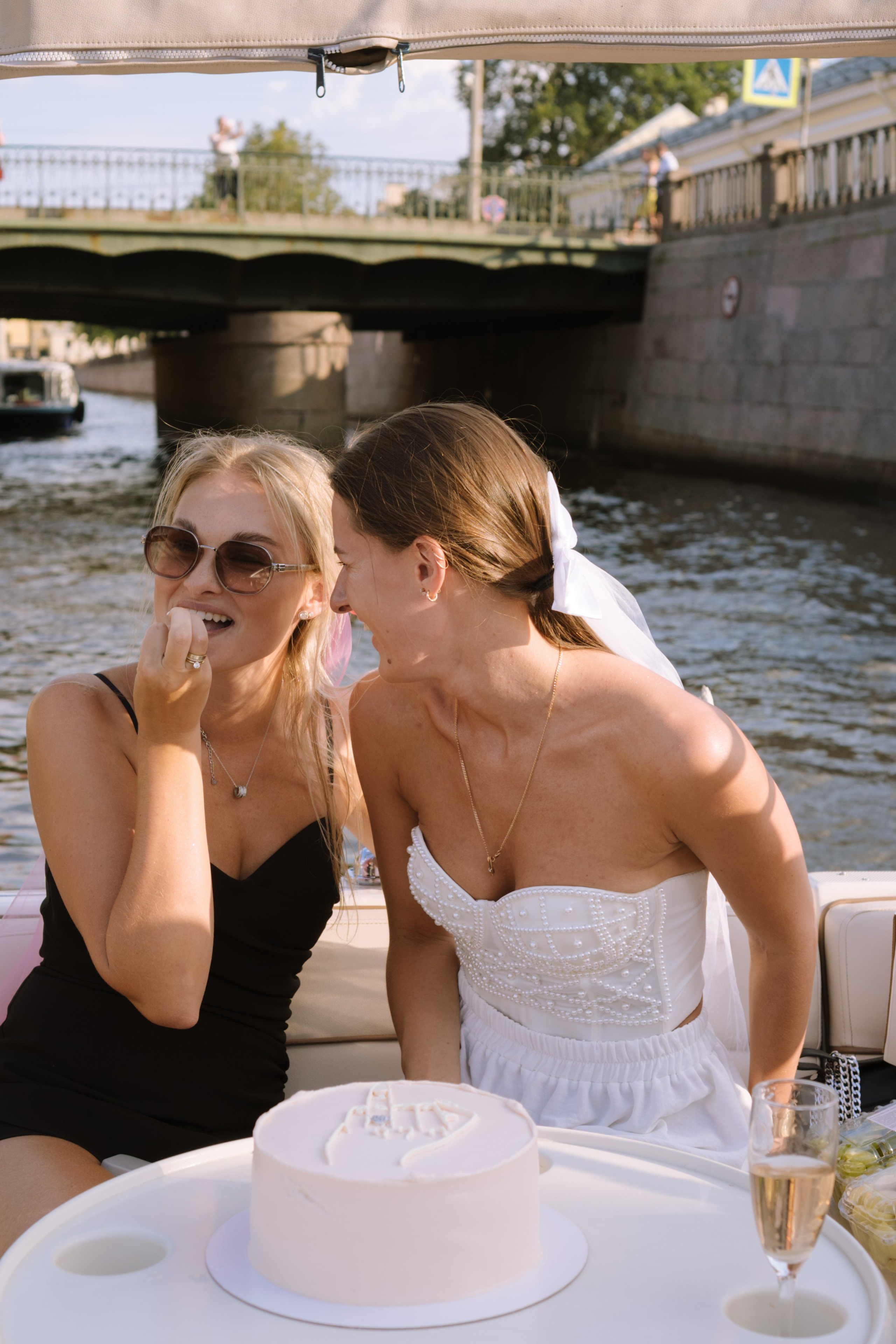 ДЕВИЧНИК НА КАТЕРЕ. Профессиональный фотограф, Санкт-Петербург — Виктория Богомолова