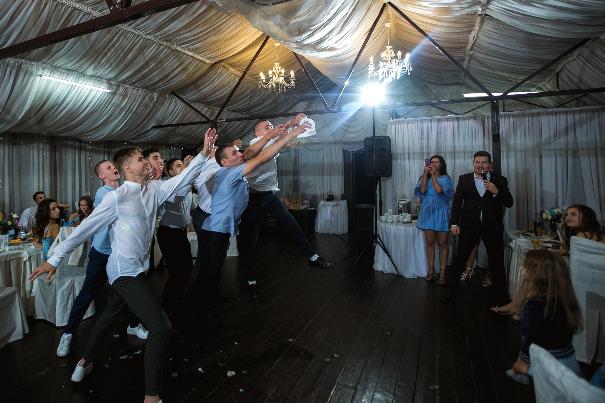 Свадебный фотограф Барнаул. Свадебный репортажный и фуд фотограф в Барнауле Гайфулин Виталий