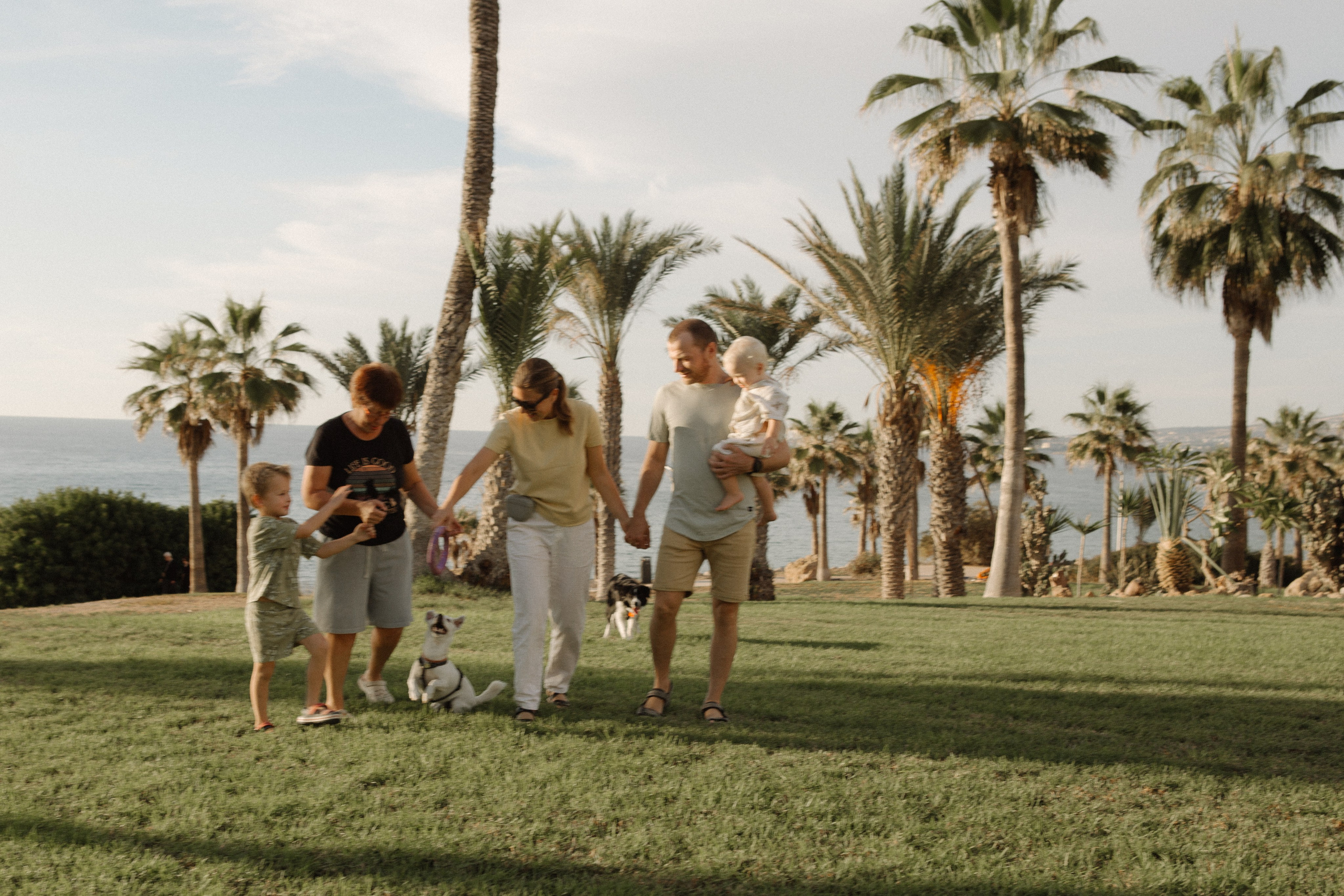 Melymko fam. Portrait, family and pet photographer in Cyprus, Ksenia Bourdelle