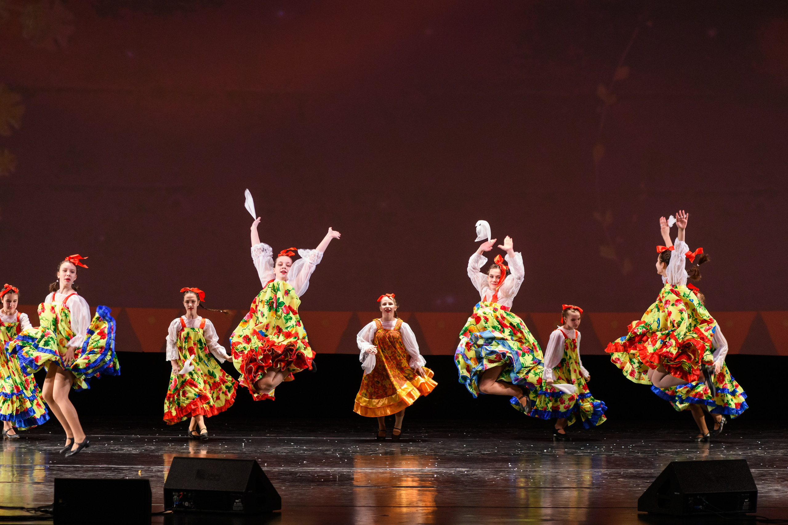 23 апреля, часть 2, БКЗ Октябрьский, г. Санкт-Петербург. Золотое яблочко