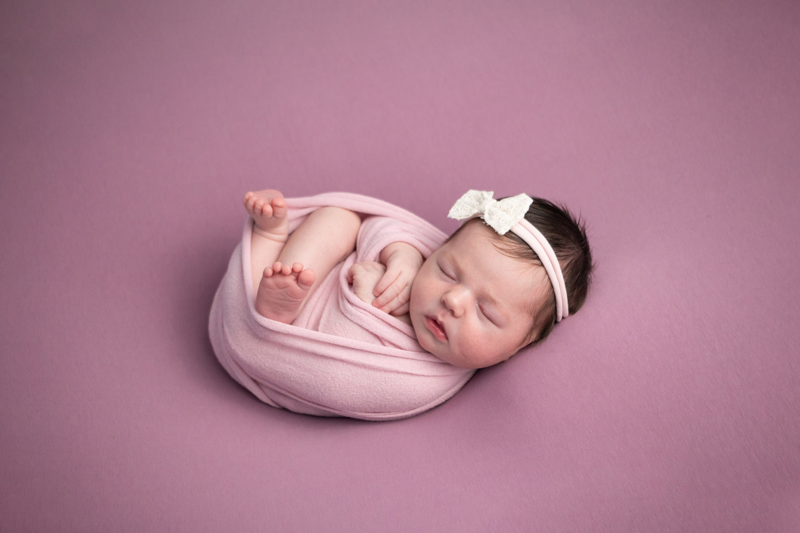 Классический стиль newborn. Фотограф новорождённых Анапа Елена Кушнарь