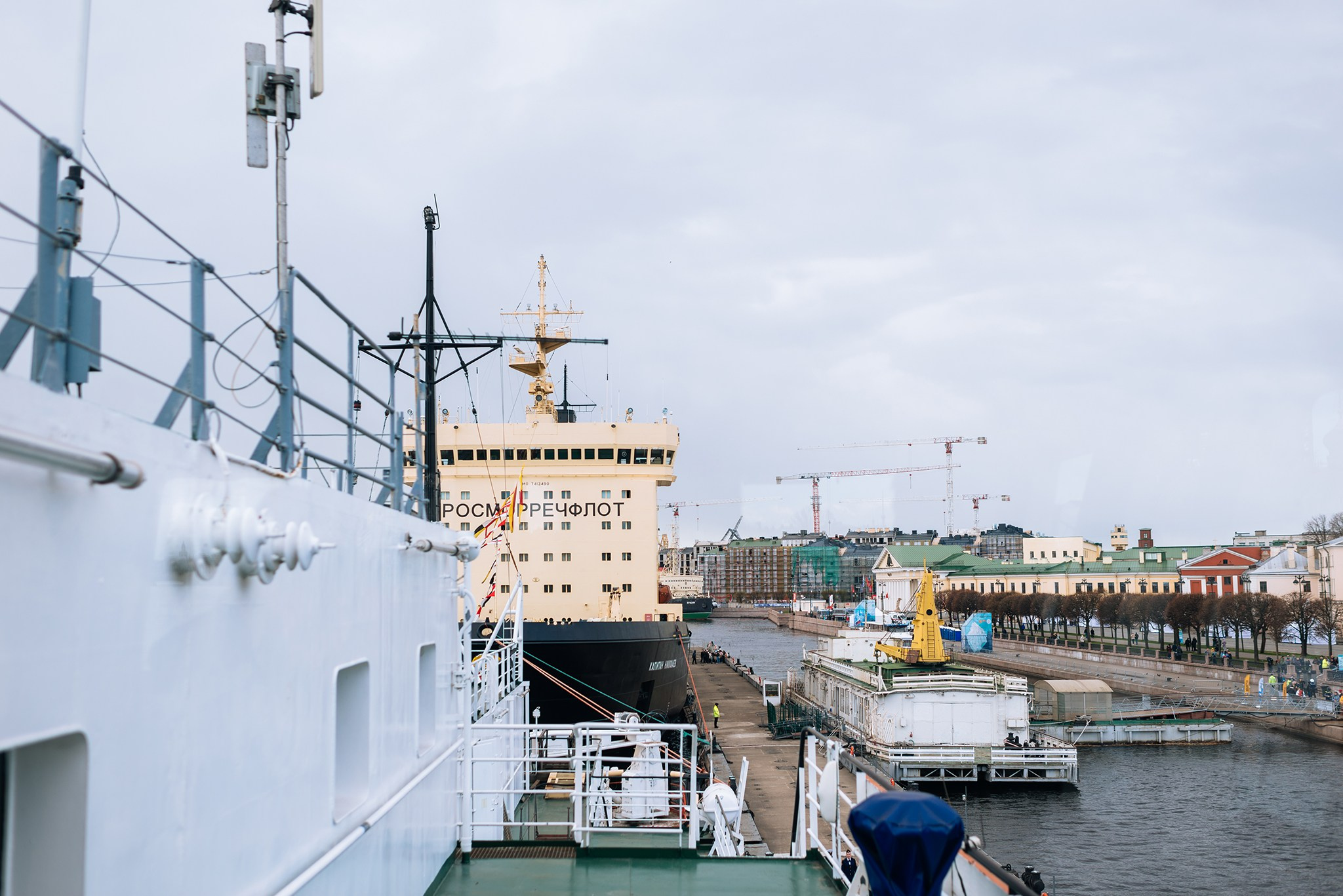 Фестиваль ледоколов. Май 25. Репортажный фотограф в Санкт-Петербурге Анастасия Клёпова
