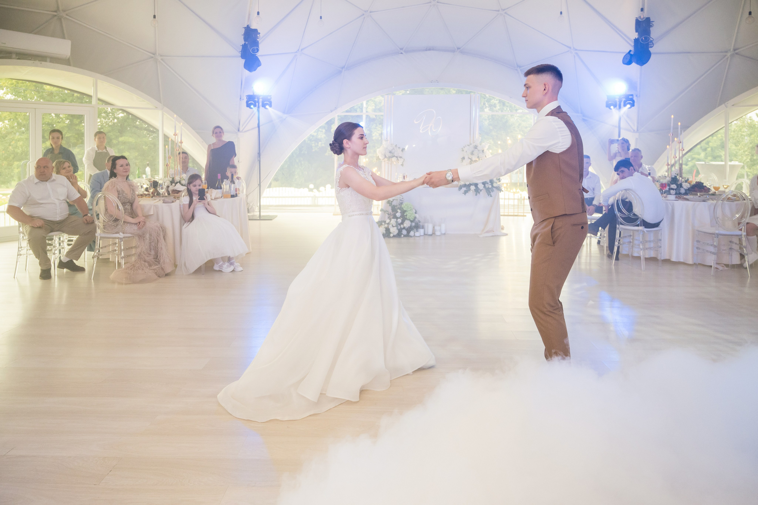 Данила & Олеся. Семейный и контент фотограф в Москве Alira