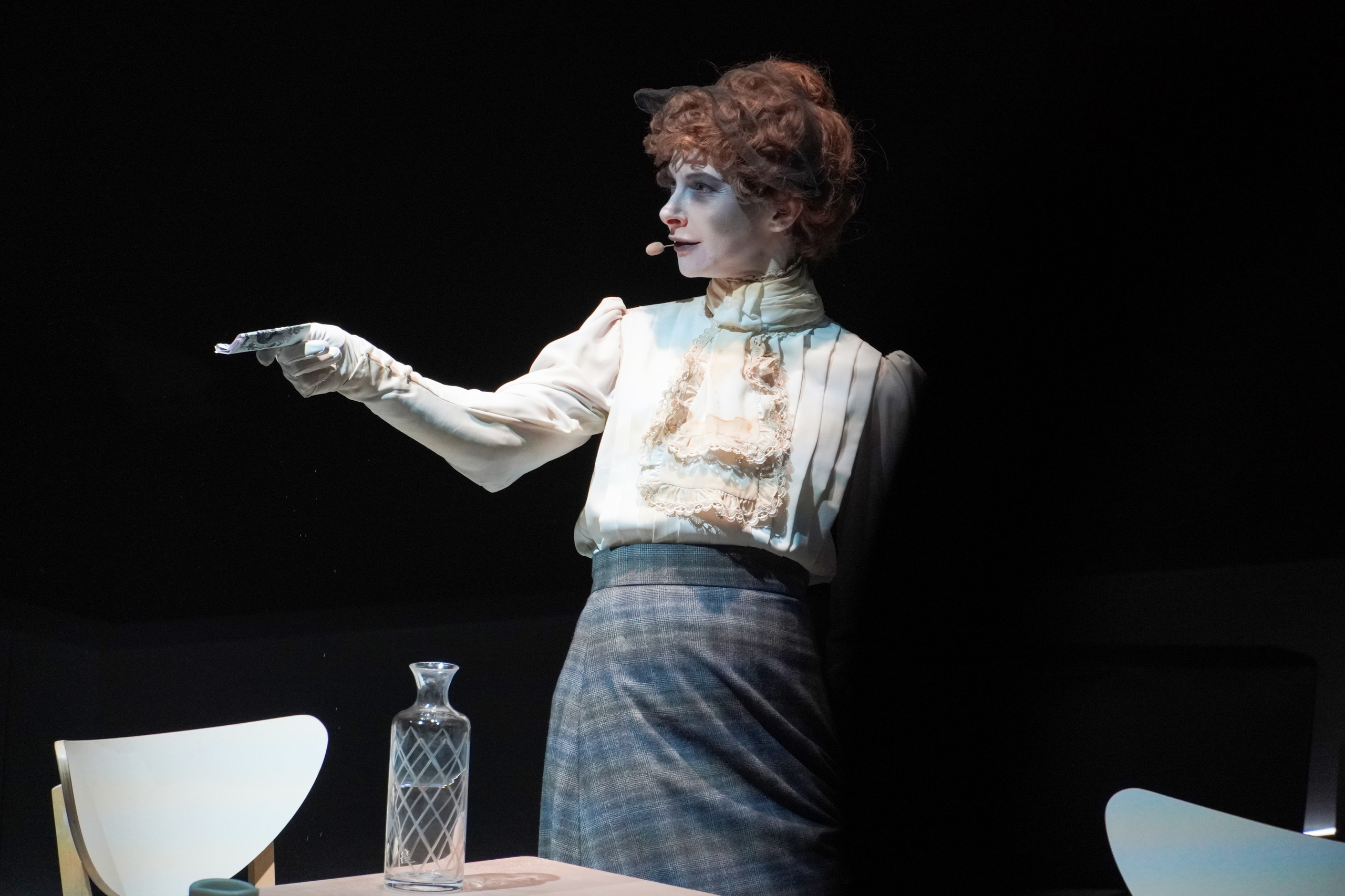 Спектакль «Мещане». Фотохудожник Татьяна Бойцова