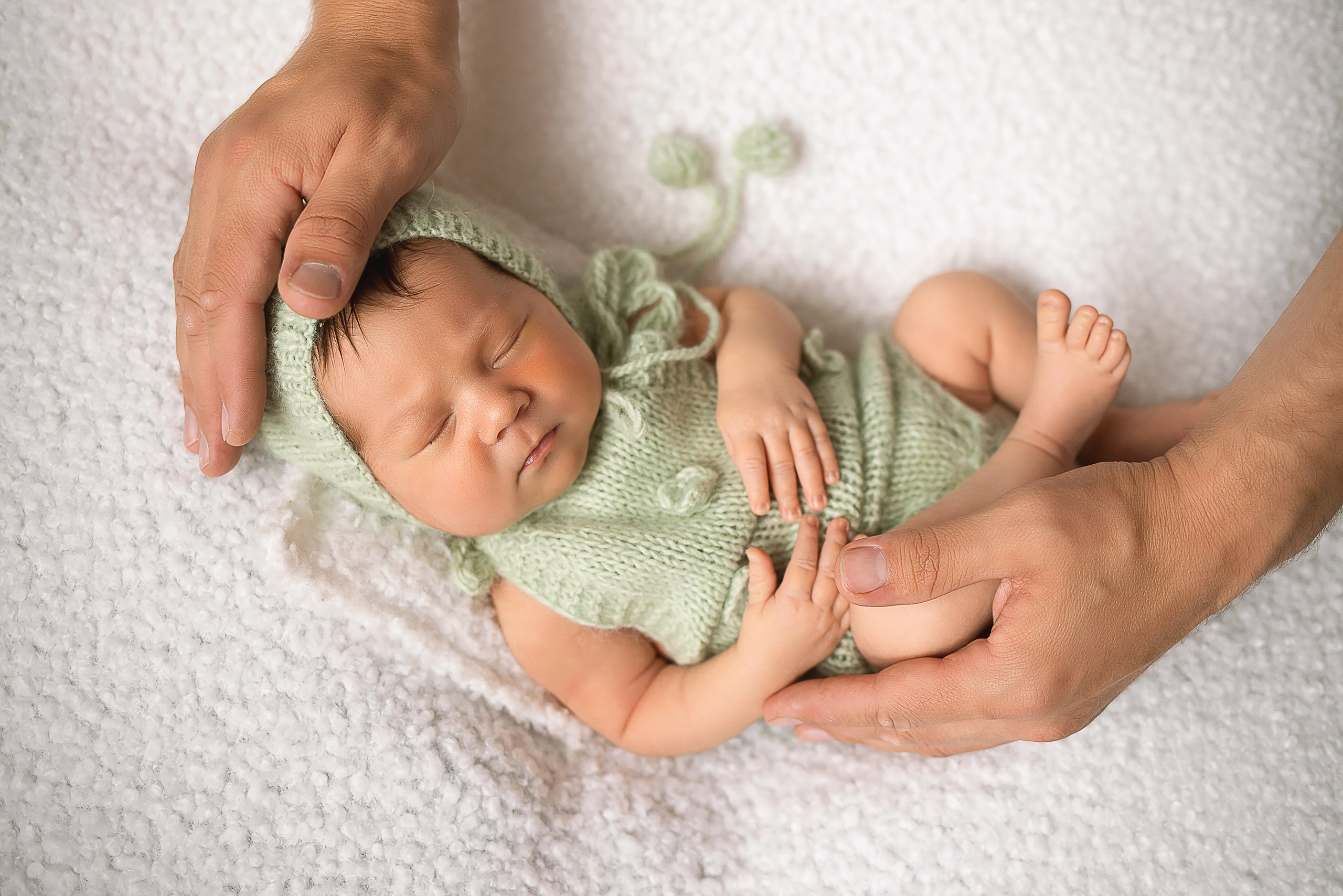 Фотосессия новорожденного. Фотограф новорожденных в Новосибирске