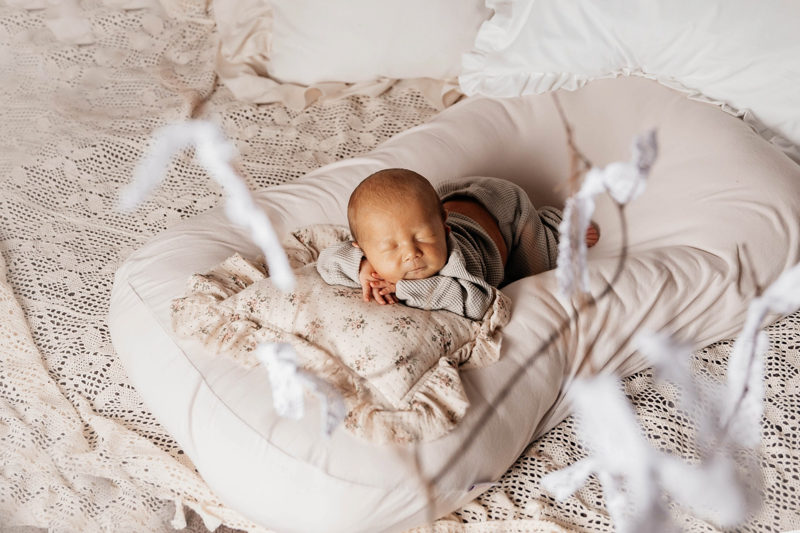 Альбом с классическим ньборном в пастельных тонах. Фотограф новорожденных Москва, Люберцы, Жуковский, Раменское