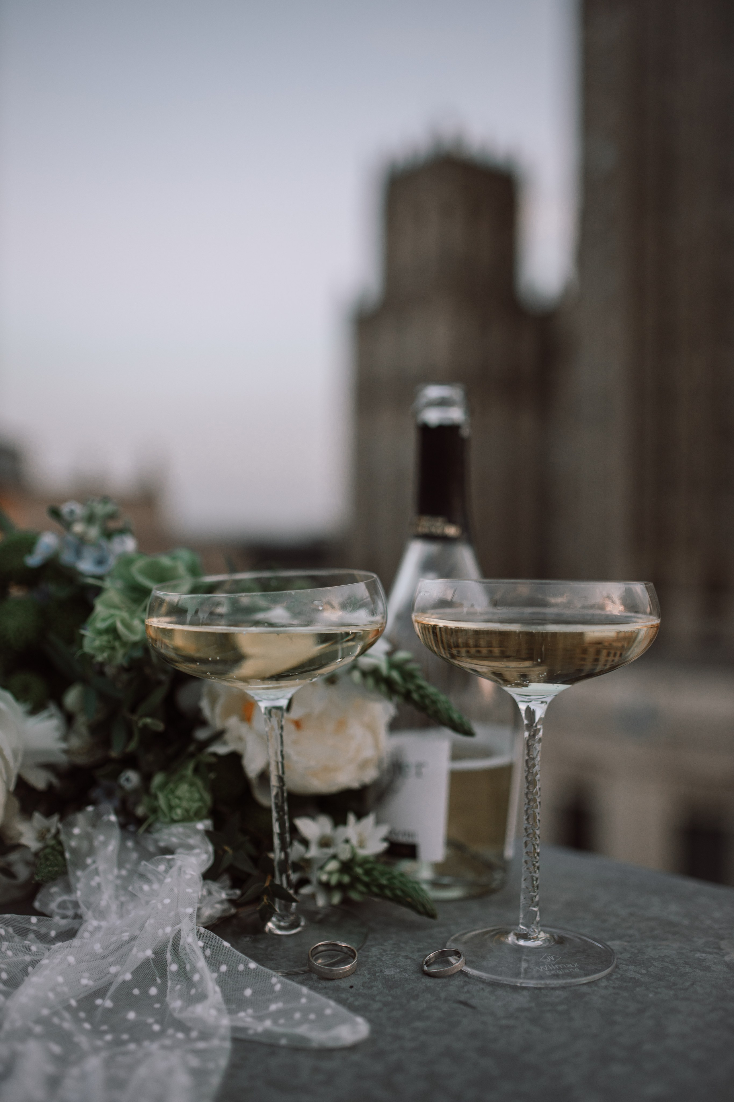 Настя и Никита, крыша. Свадебный фотограф | Москва