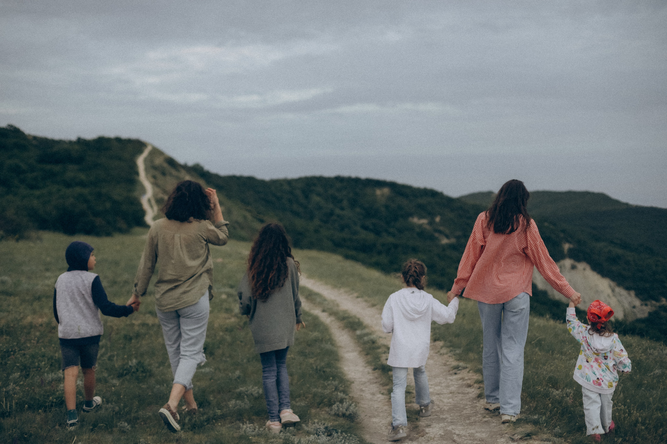 Лена, Ира, Лейла, Ника, Адам и Ария. Семейный фотограф Анапа