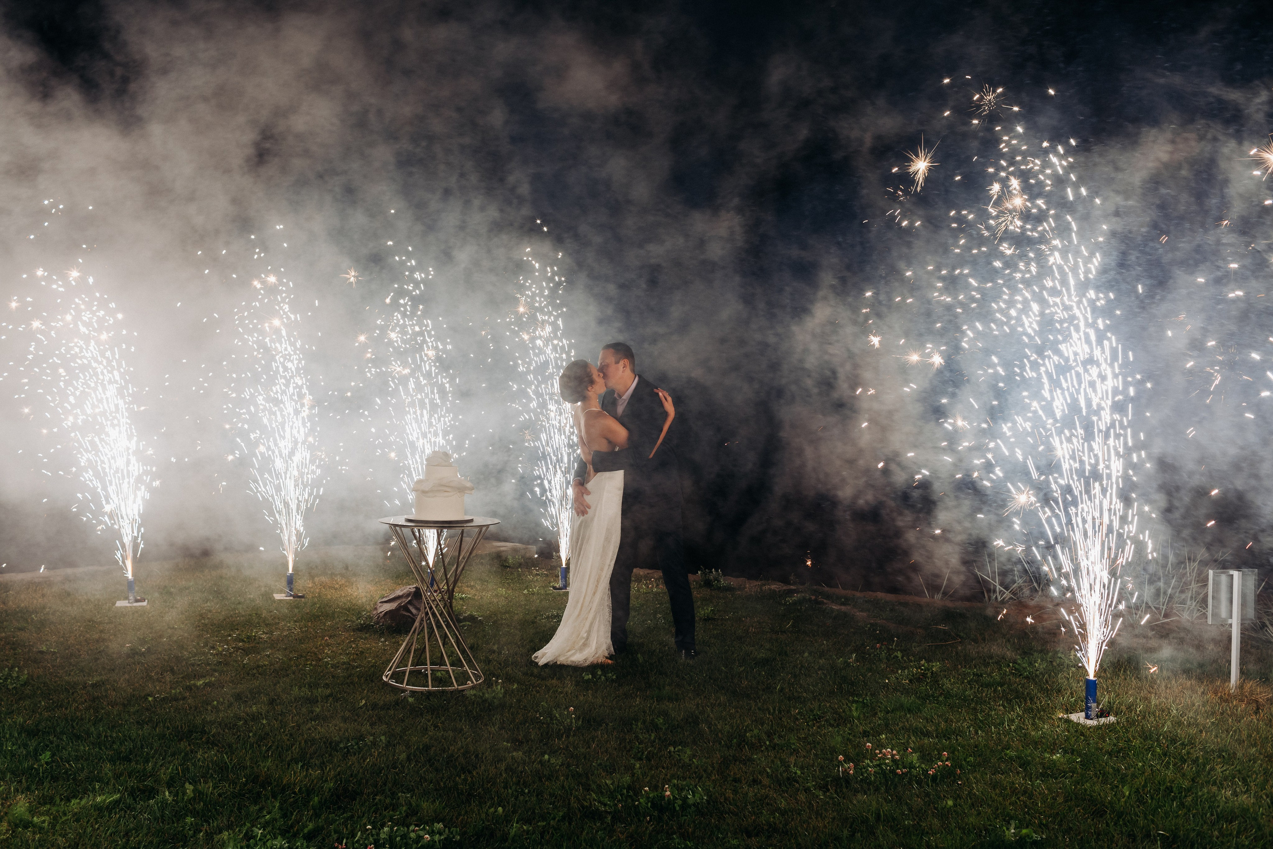 Кирилл и Олеся (Санкт-Петербург, Россия). Destination wedding photographer Peter Letu