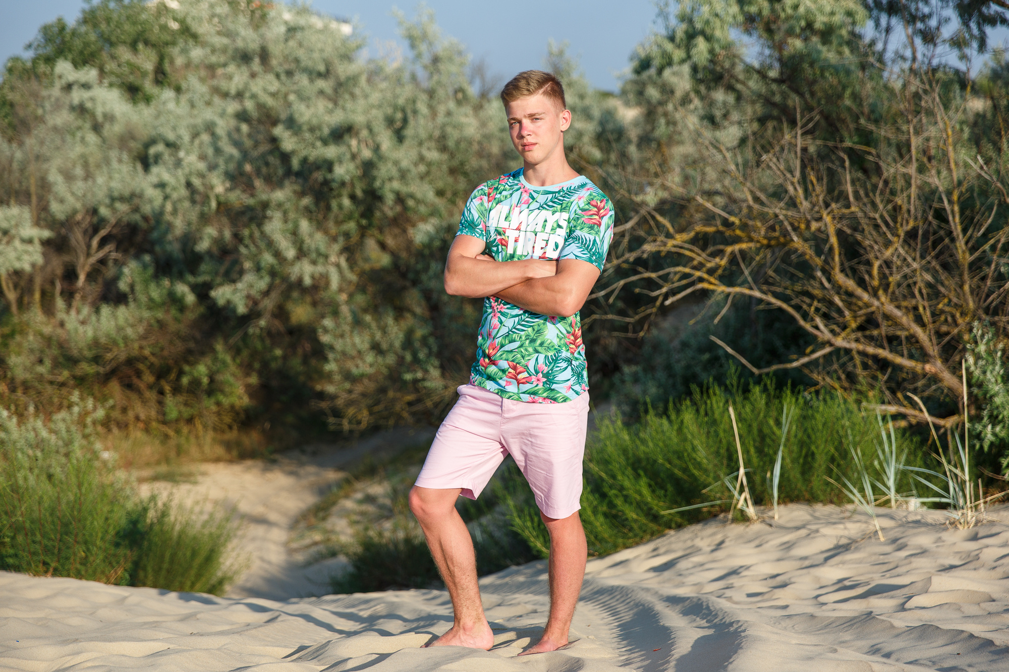 Фотосессия Ессении с братом. Профессиональная фотосъёмка интерьеров, предметная фотосессия еды для меню г. Анапа