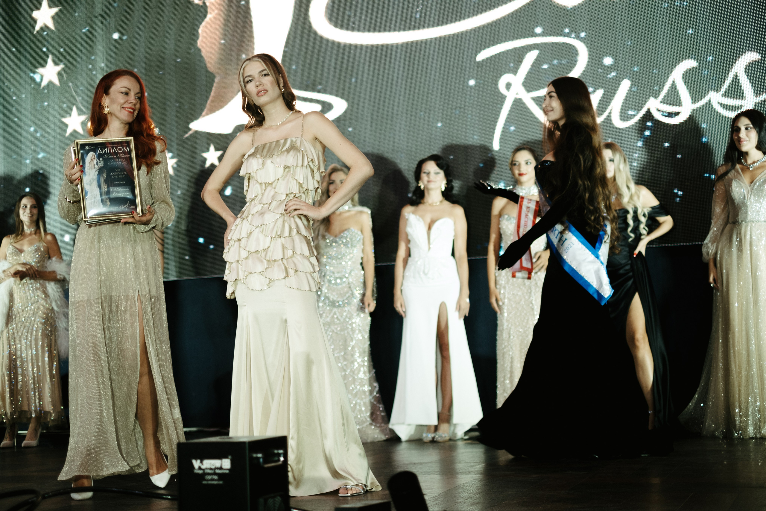 Мисс и Миссис Россия Земли Краснодар 2025 программа. Свадебный и репортажной фотограф Денис Ожигин в Краснодаре и Краснодарском крае
