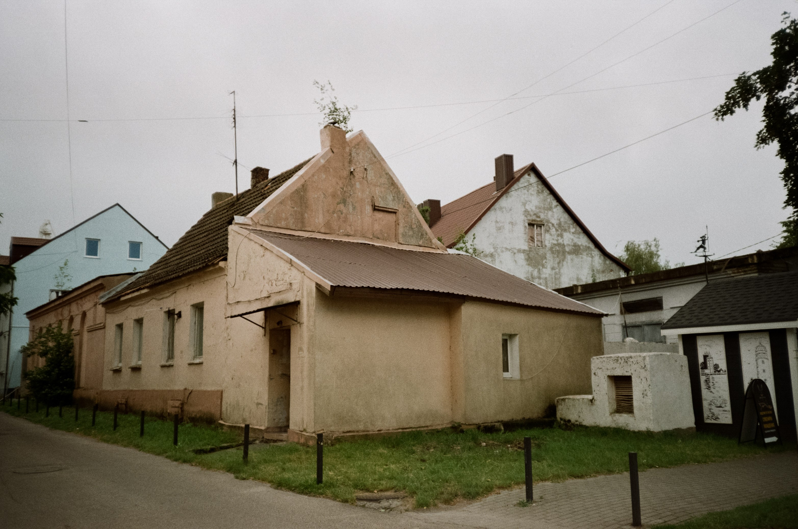 Танцующий лес на Куршской косе. Маяк и корабли в Балтийске. Фотограф-документалист Мария Осокина